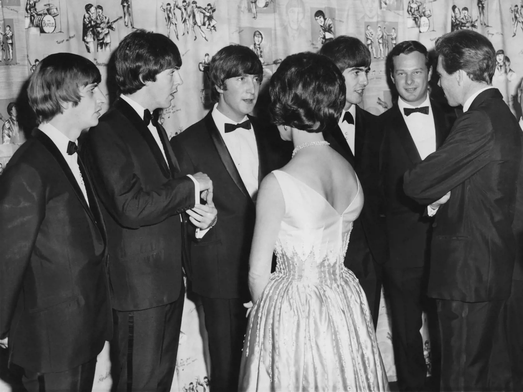 Princezná Margaret s členmi skupiny Beatles.