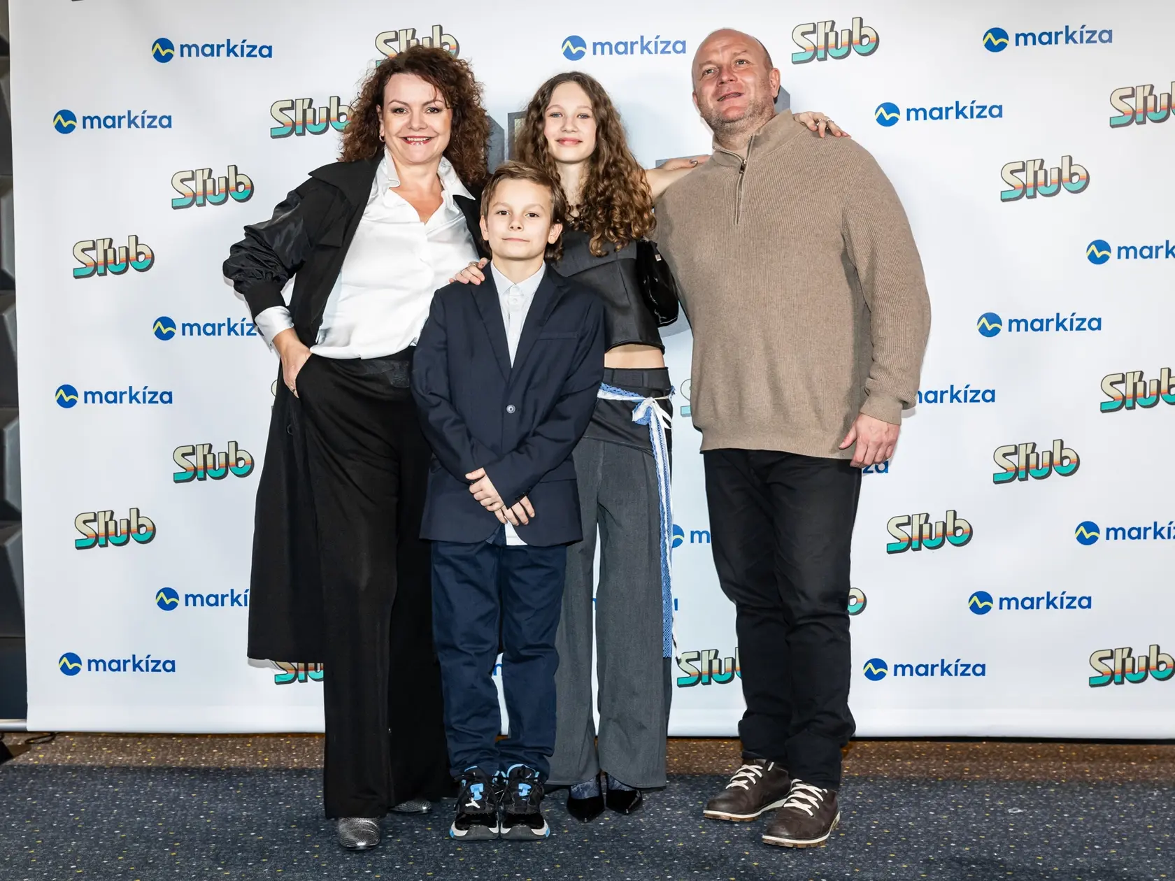 Premiéra denného televízneho seriálu “SĽUB” v Bratislave. Na snímke Anikó Vargová, Gregor Hološka, Daniel Fekete a Dorota Kaľavská.