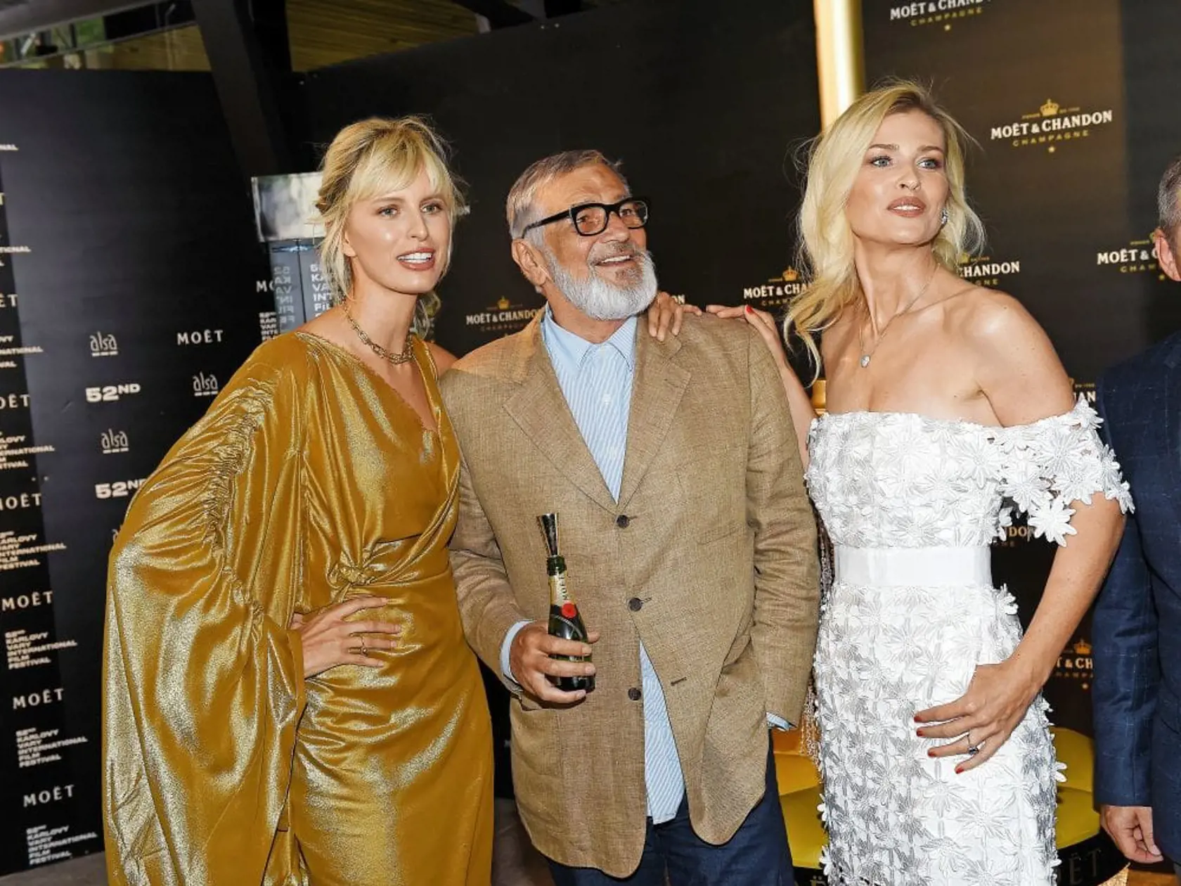 Medzinárodný Filmový Festival v Karlových Varoch sa skončil, nevyhli sa mu ani poriadne trapasy.