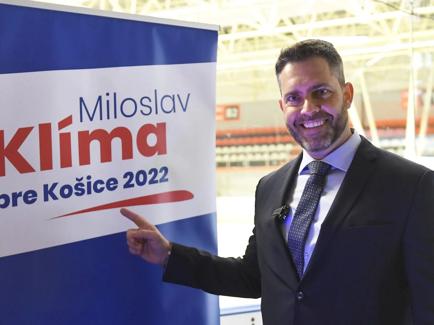 S hokejom, najmä košickým, má výrazné spojenie aj kandidát na post košického primátora Miloslav Klíma, súčasný výkonný riaditeľ HC Košice.