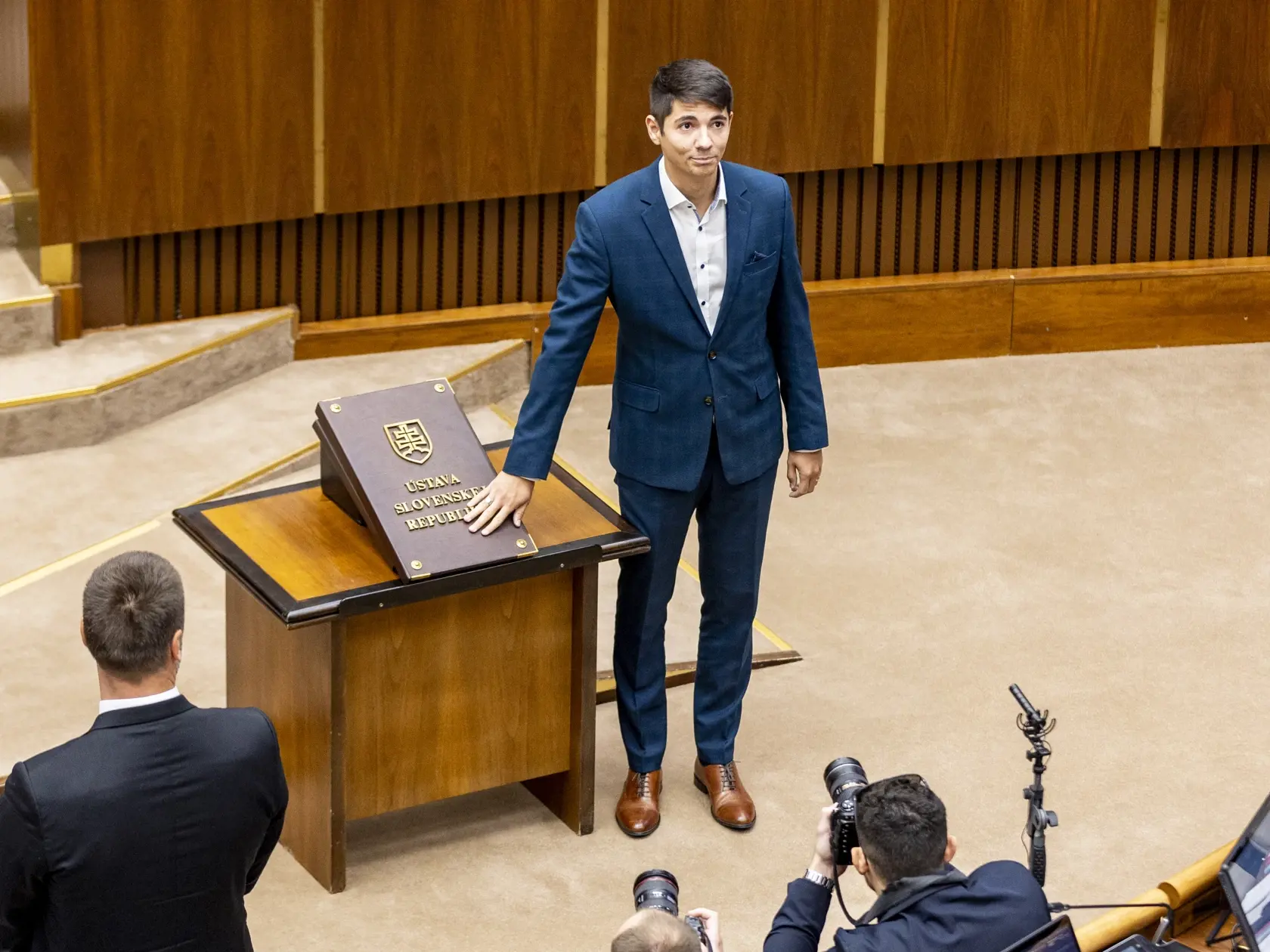 Slavnostná prísaha nových poslancov v  Národnej rade Slovenskej republiky. 