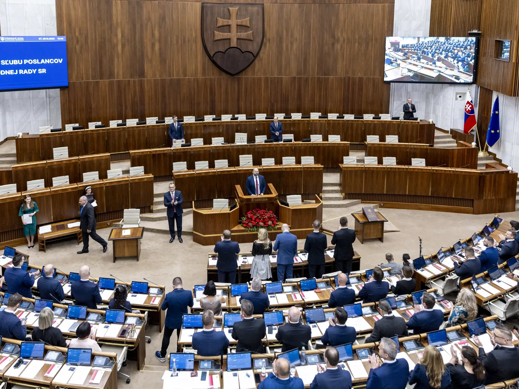 Slavnostná prísaha nových poslancov v  Národnej rade Slovenskej republiky. 