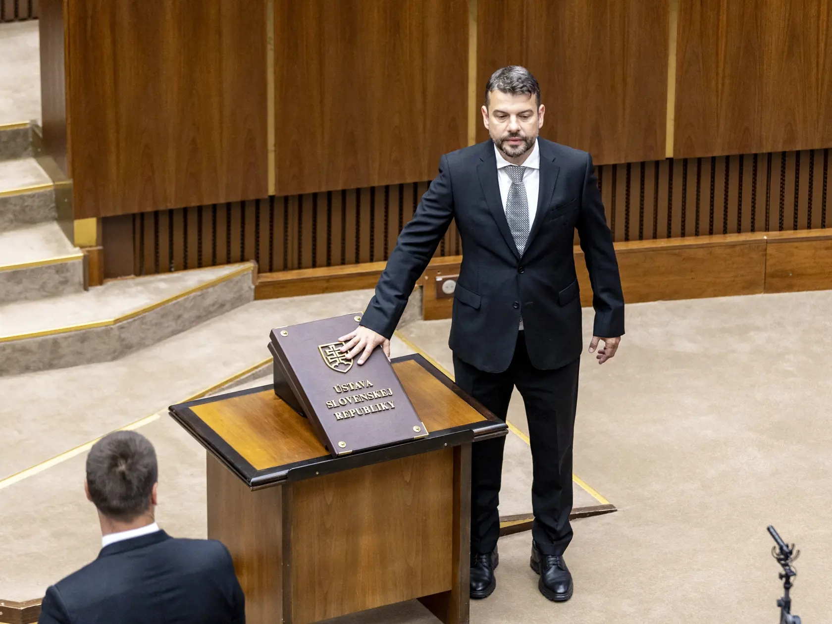 Slavnostná prísaha nových poslancov v  Národnej rade Slovenskej republiky. 