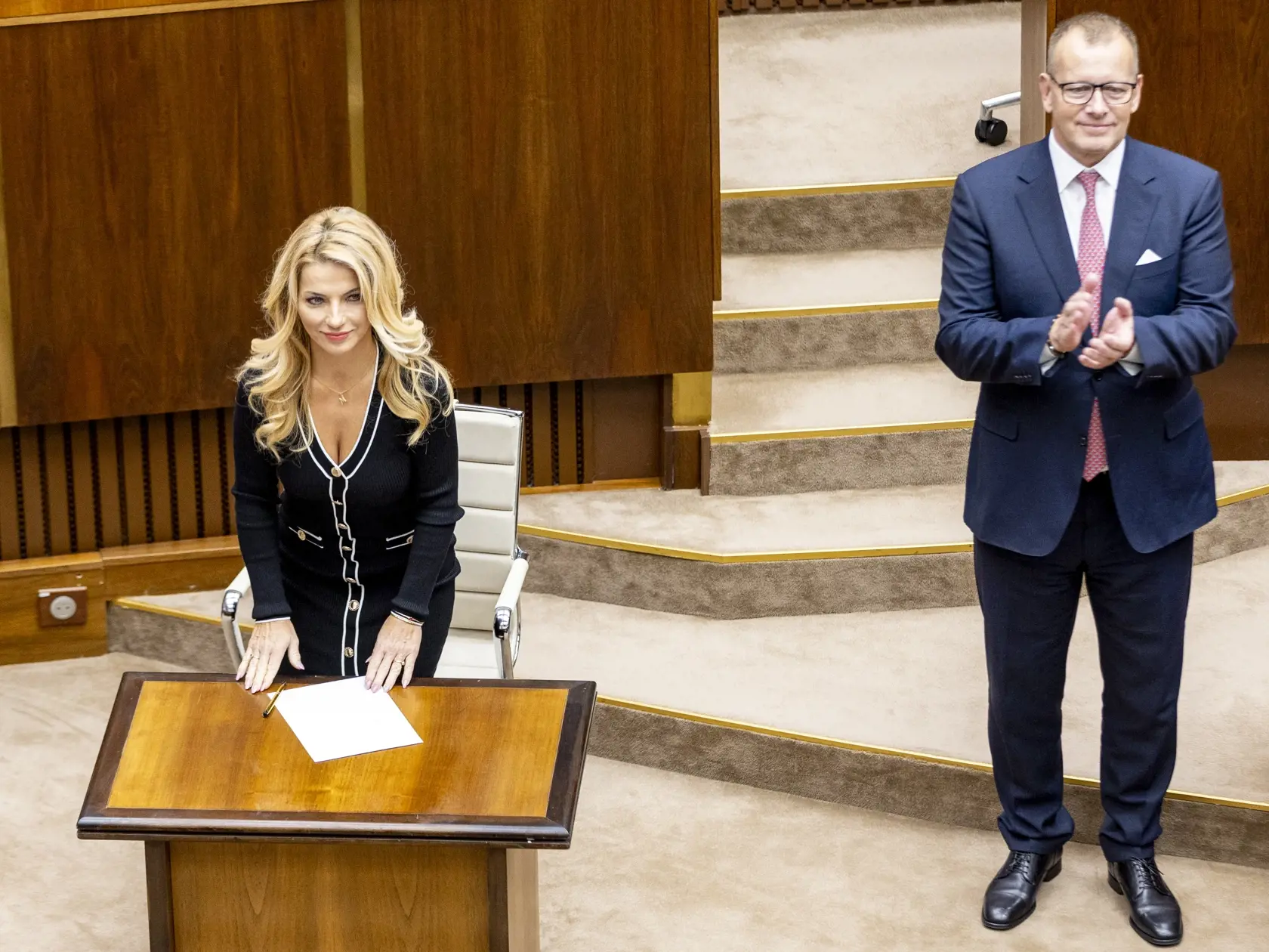 Slavnostná prísaha nových poslancov v  Národnej rade Slovenskej republiky. 