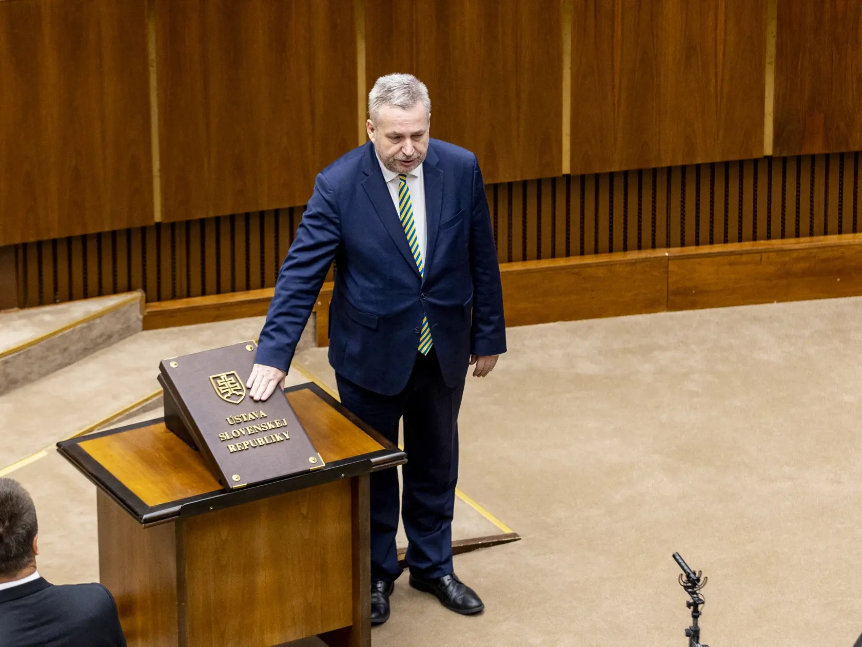 Slavnostná prísaha nových poslancov v  Národnej rade Slovenskej republiky. 