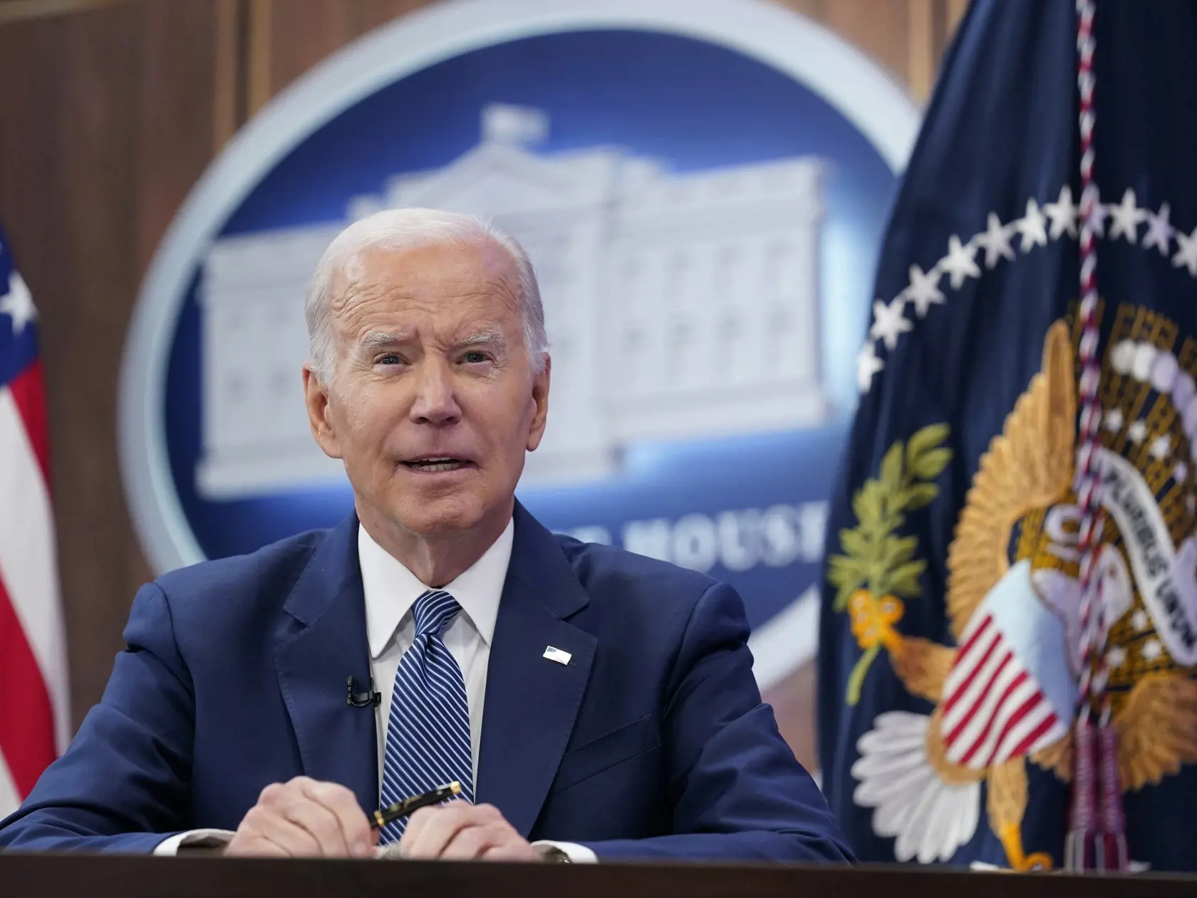 PK 43 Washington - Americký prezident Joe Biden reční počas summitu o prevencii požiarov a ich kontrole v Bielom dome 11. októbra 2022. Biden v utorok ocenil dohodu medzi Izraelom a Libanonom o urovnaní sporu okolo námornej hranice ako "historický prelom". Zároveň vyzval všetky strany na dodržiavanie dohody, ktorú sprostredkovali Spojené štáty. FOTO TASR/AP

President Joe Biden speaks at the Summit on Fire Prevention and Control in the South Court Auditorium on the White House complex in Washing