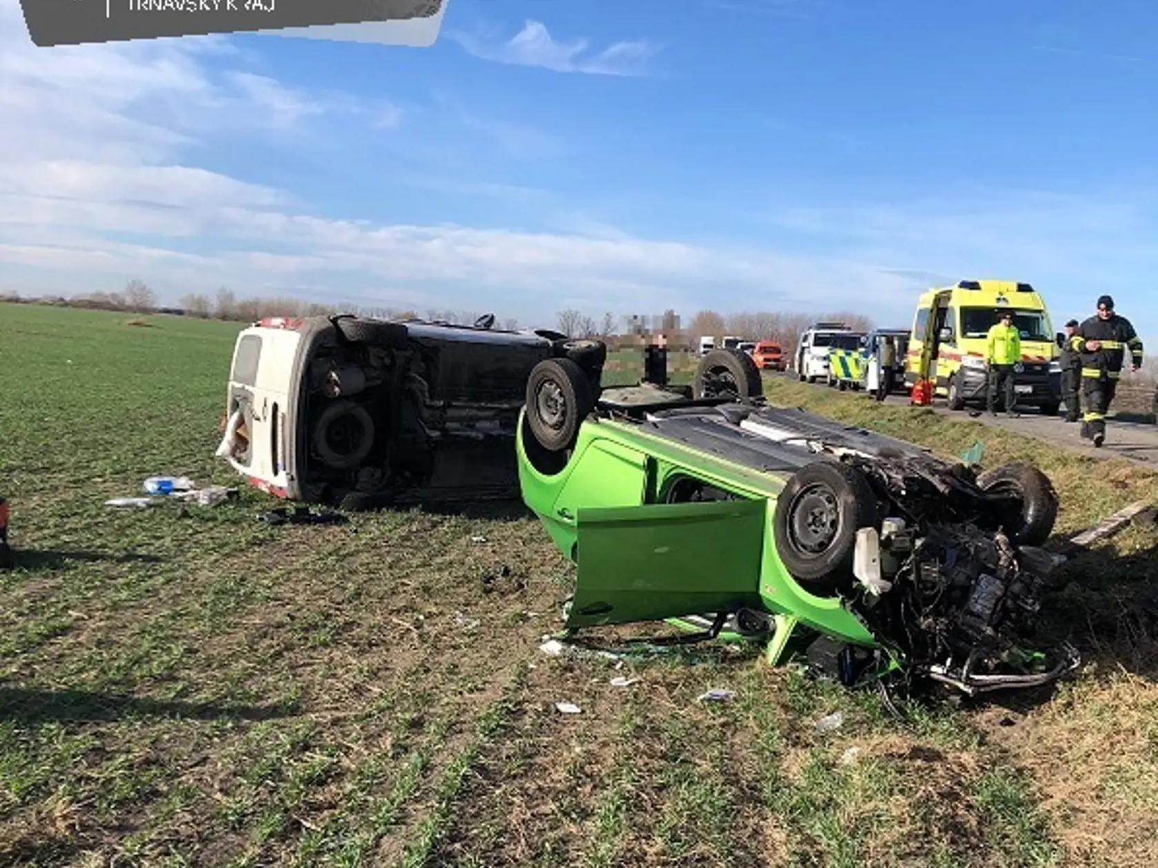 Dnes ráno sa čelne zrazili dve autá medzi obcami Okoč a Bodzianske Lúky v okrese Dunajská Streda.