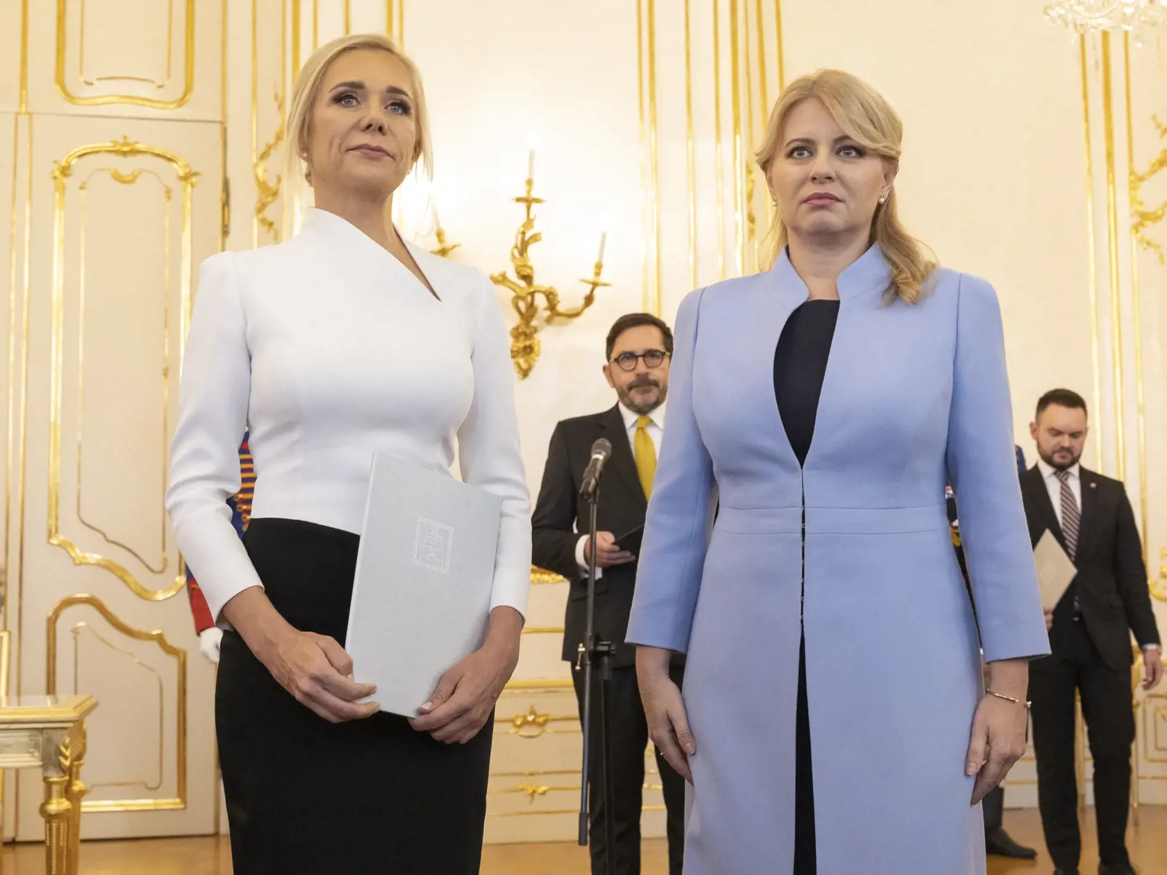 Prezidentka Slovenskej republiky Zuzana Čaputová vymenovala do funkcie nových členov vlády. Na snímke je Denisa Saková, ministerka hospodárstva Slovenskej republiky.