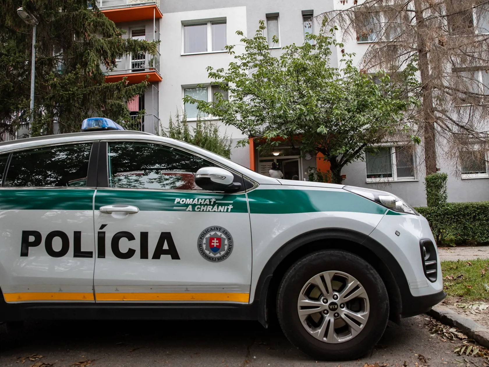 Útočníka, ktorý mal strieľať v bratislavskom Ružinove, už polícia obvinila z útoku na verejného činiteľa.