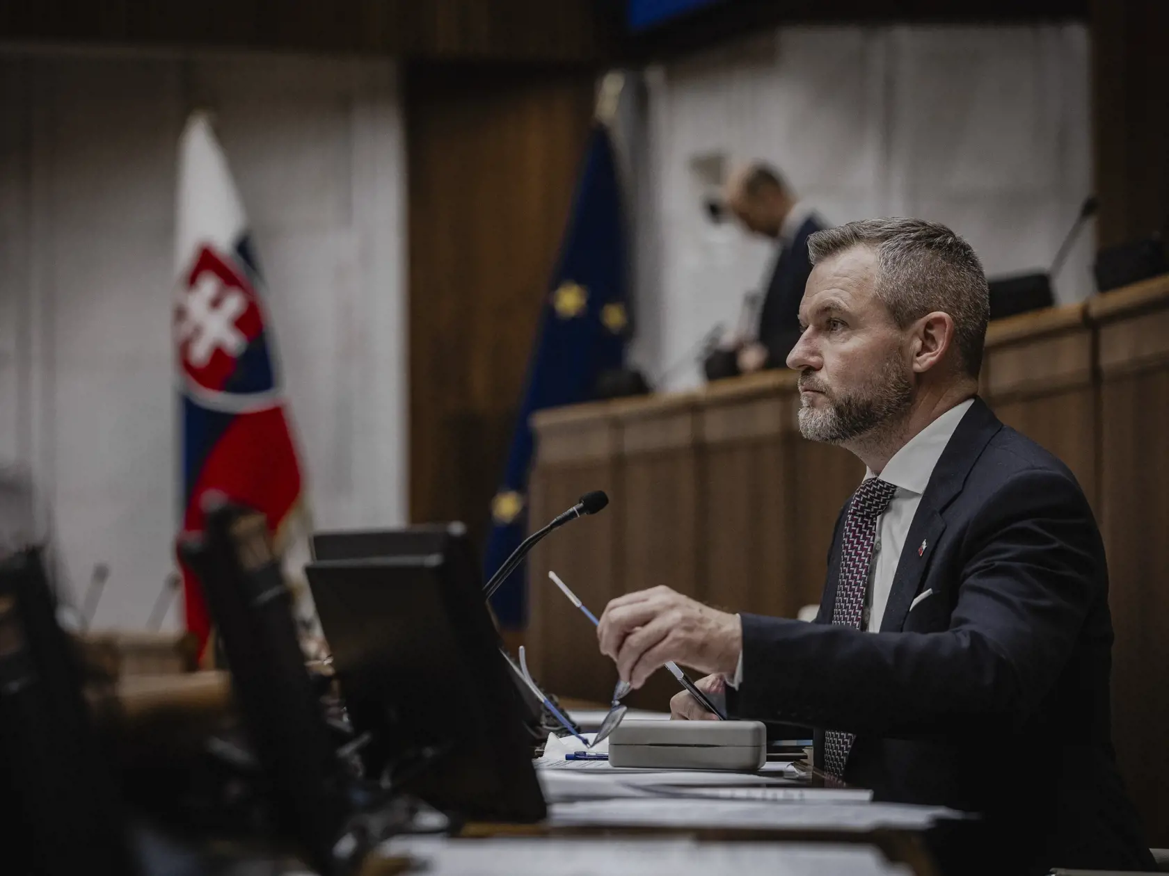 Prvý deň predsedu strany HLAS-SD Petra Pellegriniho v Národnej rade Slovenskej republiky po predčasných parlamentných voľbách 2023. Na snímke počas vedenia ustanovujúcej schôdze vo funkcii Predsedu NRSR.