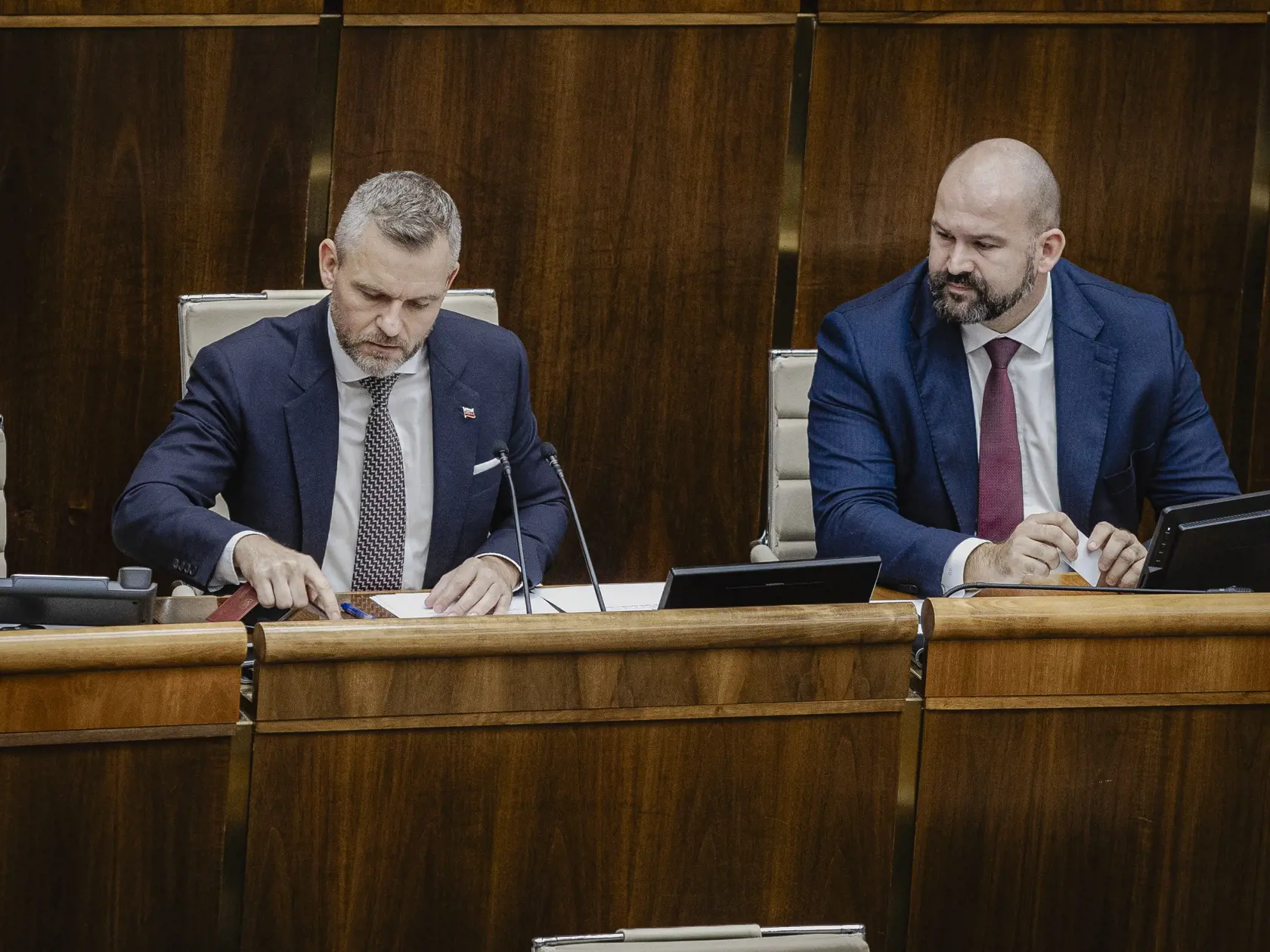 Prvý deň predsedu strany HLAS-SD Petra Pellegriniho v Národnej rade Slovenskej republiky po predčasných parlamentných voľbách 2023. Na snímke počas počas prejavu po zvolení za Predsedu NRSR.