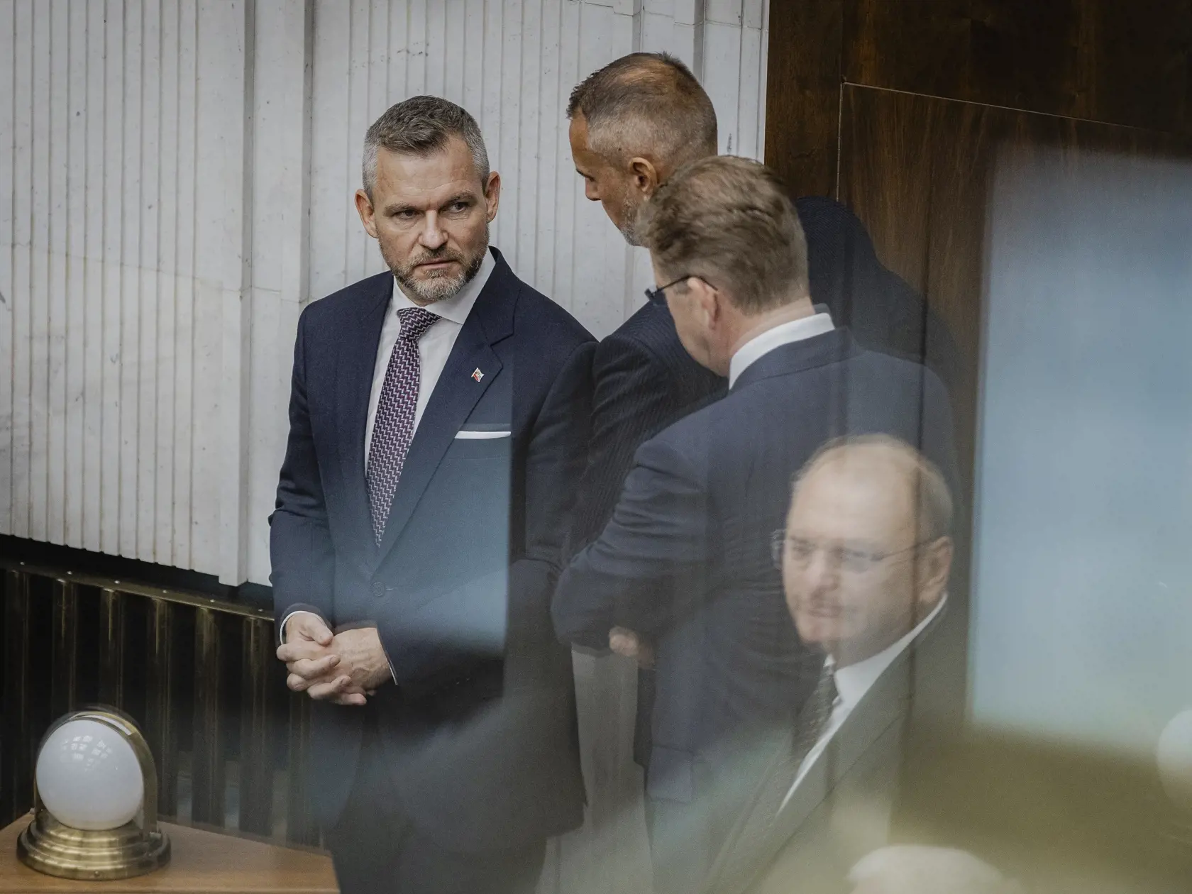 Prvý deň predsedu strany HLAS-SD Petra Pellegriniho v Národnej rade Slovenskej republiky po predčasných parlamentných voľbách 2023. Na snímke počas slávnostnej prísahy posancov.