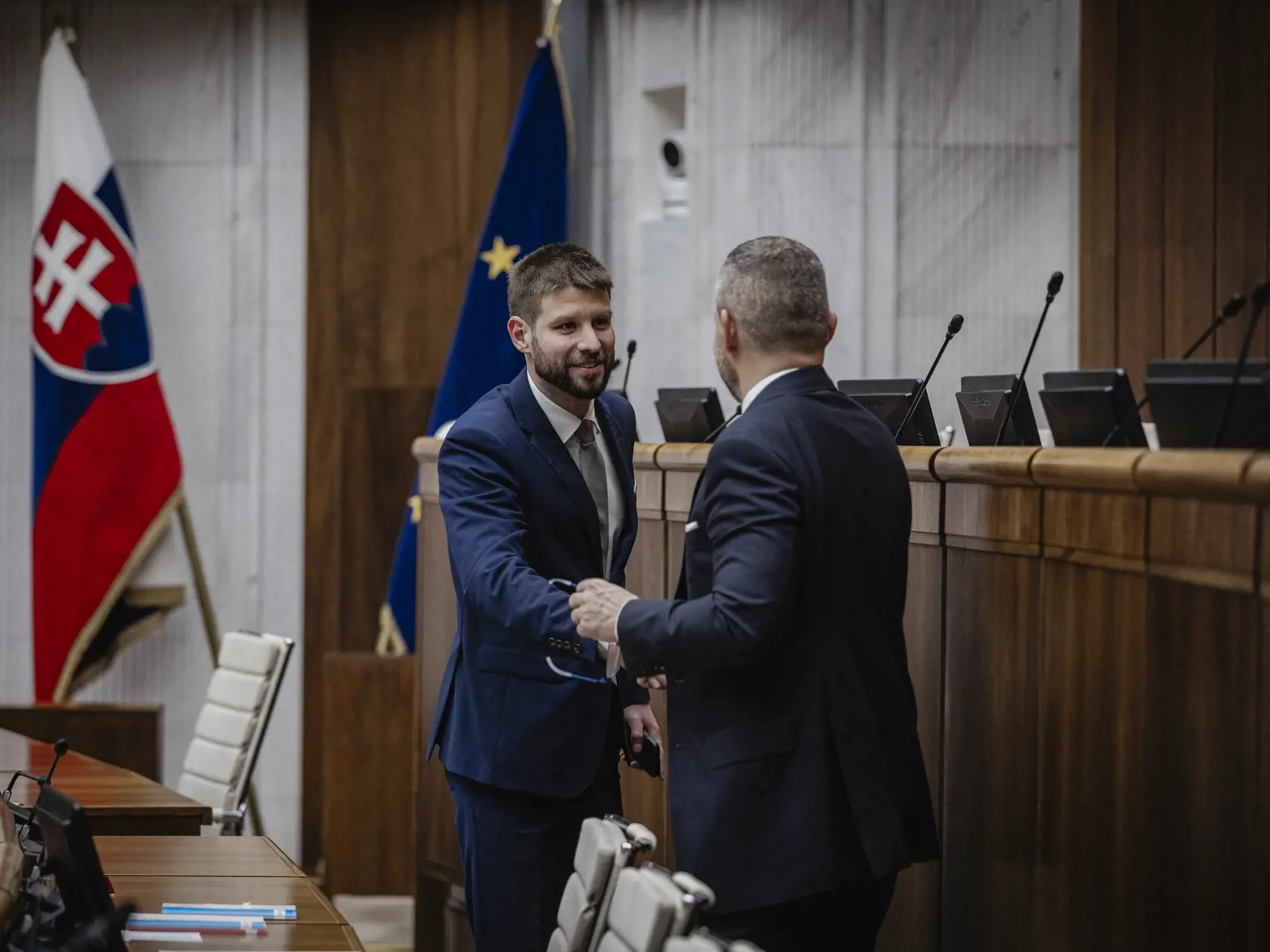 Prvý deň predsedu strany HLAS-SD Petra Pellegriniho v Národnej rade Slovenskej republiky po predčasných parlamentných voľbách 2023. Na snímke počas vedenia ustanovujúcej schôdze vo funkcii predsedu NR SR.