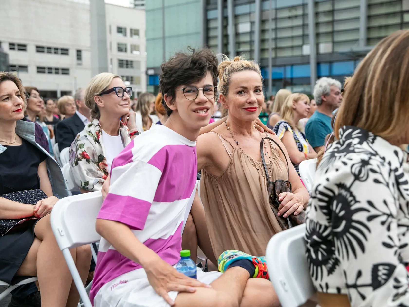 Letné Gala SND, tradičný open-air galakoncert. Na snímke je Diana Mórová so synom. Quido má dnes už 17 rokov.