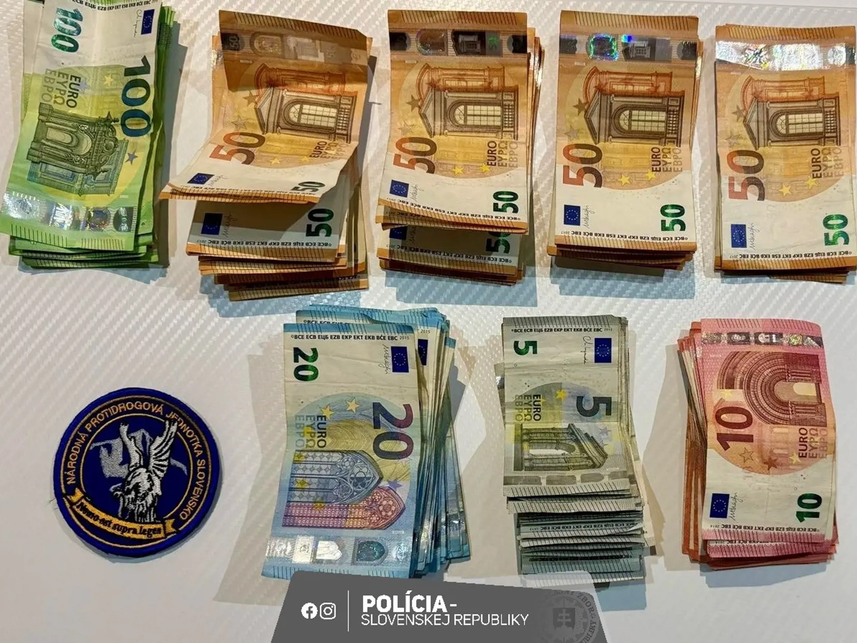Policajti Národnej protidrogovej jednotky Prezídia Policajného zboru v spolupráci s kriminalistami Krajského riaditeľstva PZ v Košiciach, okresnými kriminalistami a za asistencie pohotovostných policajných útvarov z Košíc a Prešova vykonali rozsiahly zásah proti drogovým dílerom v metropole východu. V rámci akcie s krycím názvom "PIKNIK" sa podarilo odhaliť a zadržať viaceré podozrivé osoby.