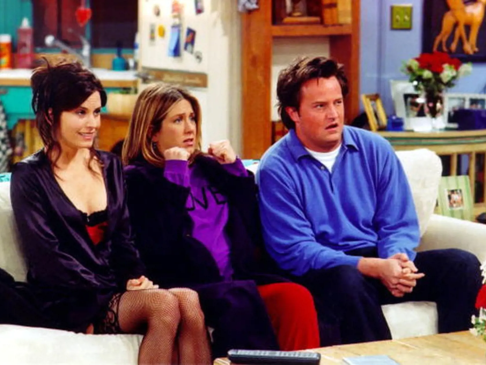 UNDATED PHOTO:  Actors Courteney Cox Arquette (L), Jennifer Aniston (C) and Matthew Perry are shown in a scene from the NBC series "Friends". The series received 11 Emmy nominations, including outstanding comedy series, by the Academy of Television Arts and Sciences July 18, 2002 in Los Angeles, California.  (Photo by Warner Bros. Television/Getty Images) 