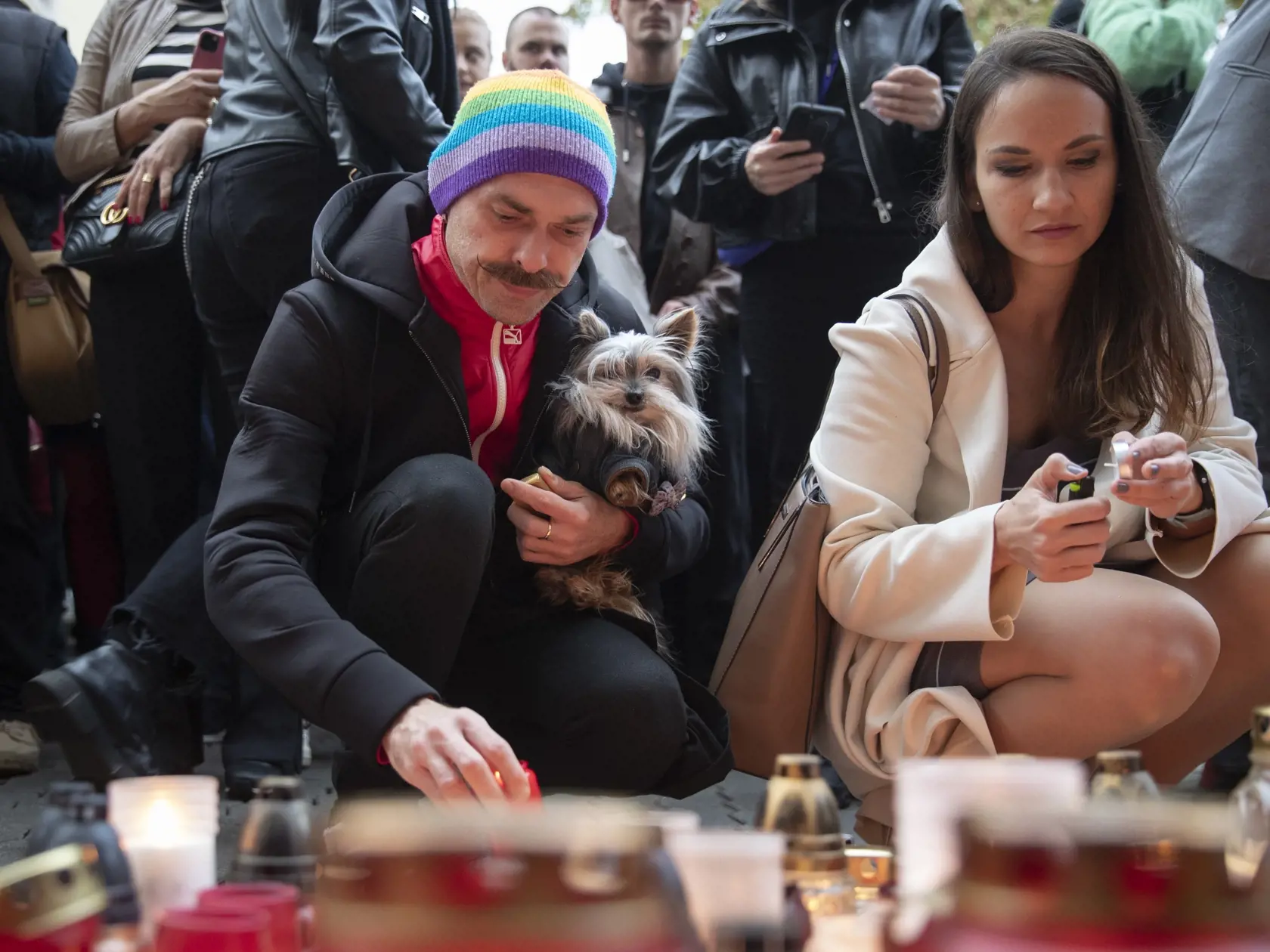 Spomienkový pochod za Matúša a Juraja, členov LGBT komunity, ktorých zastrelil radikalizovaný útočník v podniku Tepláreň na Zámockej ulici v Bratislave.