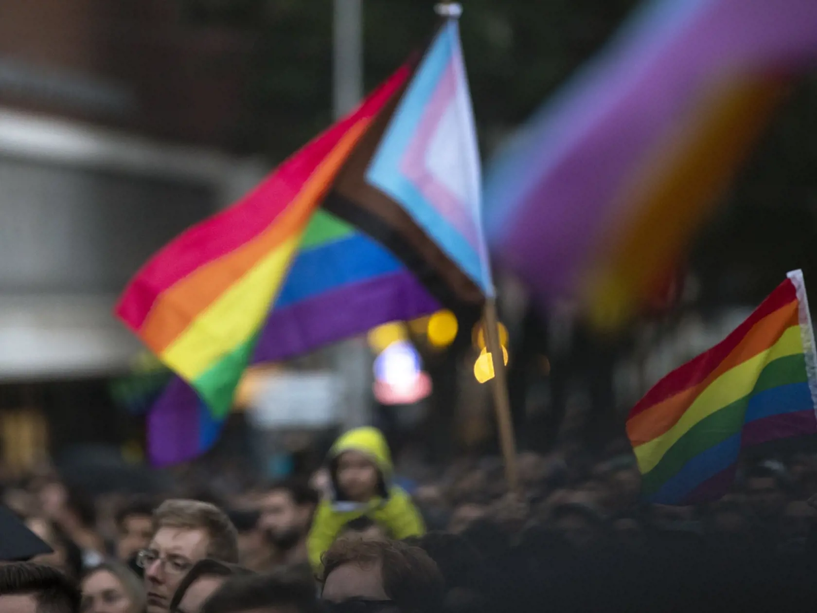 Spomienkový pochod za Matúša a Juraja, členov LGBT komunity, ktorých zastrelil radikalizovaný útočník v podniku Tepláreň na Zámockej ulici v Bratislave.