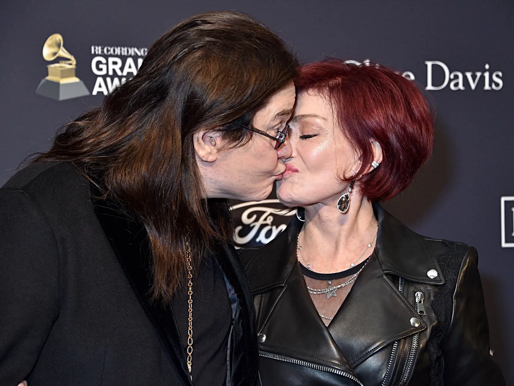 Legendárny rocker Ozzy Osbourne (71) v americkej televízii priznal, že trpí Parkinsonovou chorobou.