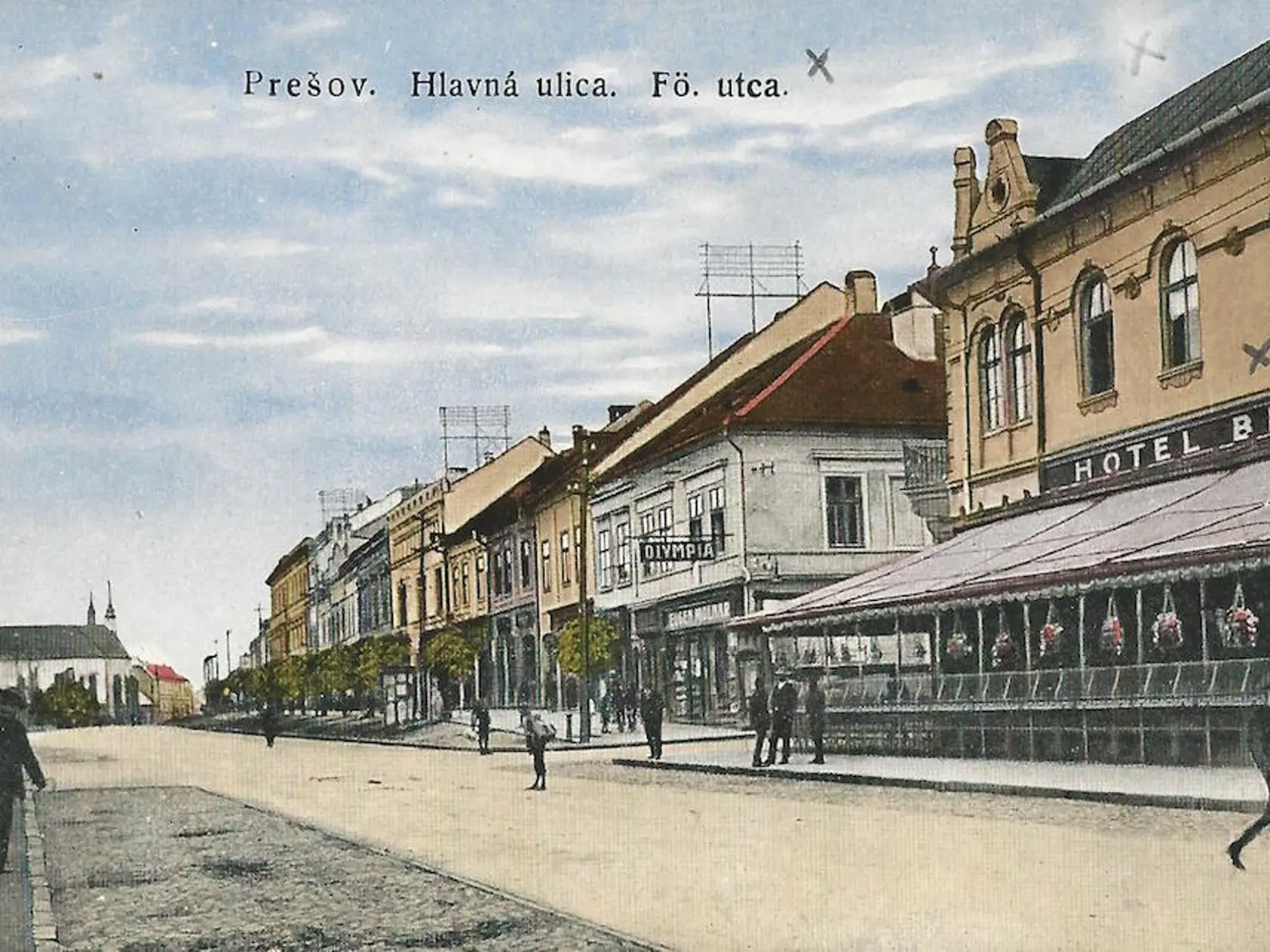  Pohľad z opačnej strany, od biskupského paláca.