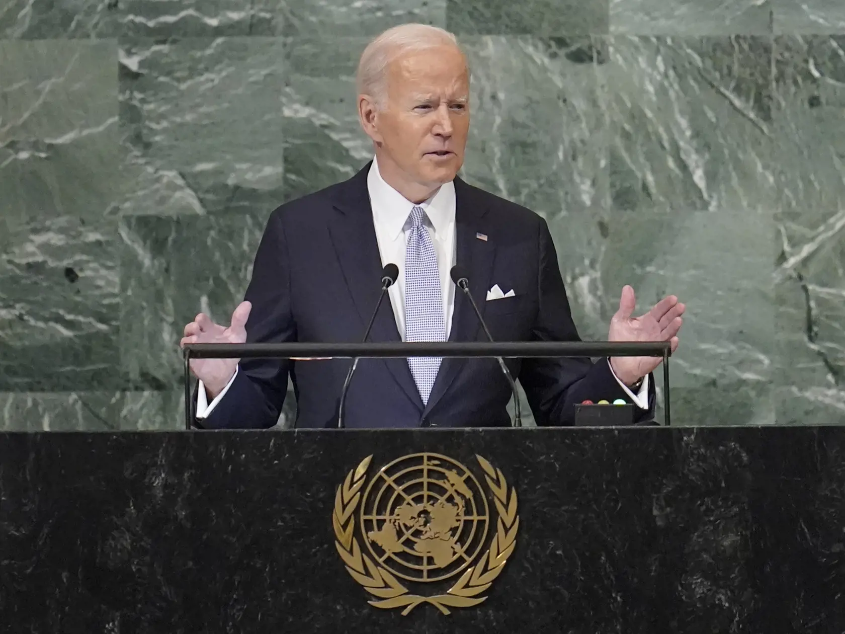 V jadrovej vojne nie je možné zvíťaziť, varoval v stredu americký prezident Joe Biden v prejave pred Valným zhromaždením OSN. Zdôraznil, že preto by ju ani nikto nemal rozpútať.