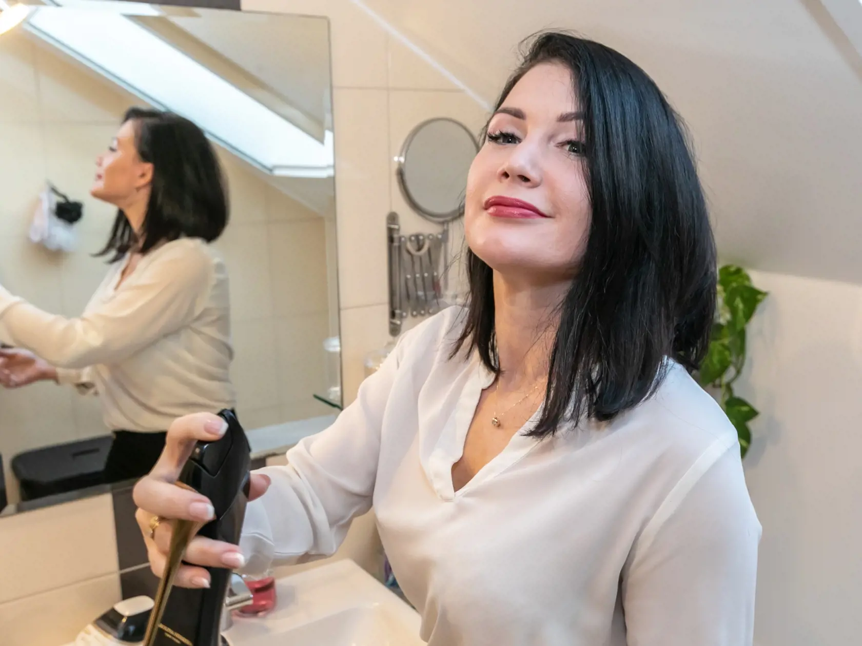 Z parfémov je aktuálne jej obľúbená vôňa Good Girl od Carolina Herrera. Najdlhšie používa parfém Hypnotic Poison od Dioru. A jej najnovším objavom je značka Cartier.