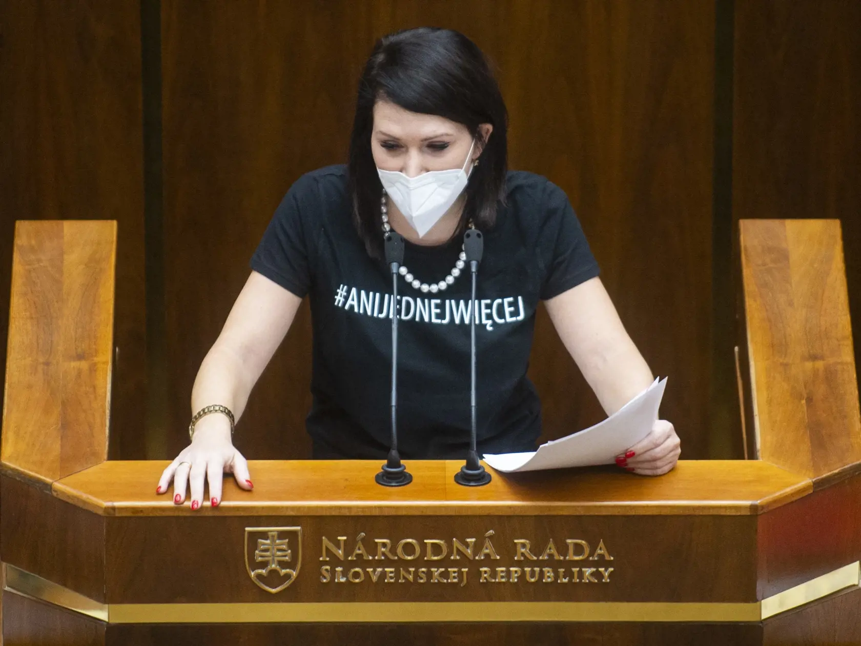 Na snímke poslankyňa NR SR Jana Bittó Cigániková (SAS) počas rokovania 48. schôdze Národnej rady SR 9. novembra 2021 v Bratislave. FOTO TASR - Jakub Kotian
