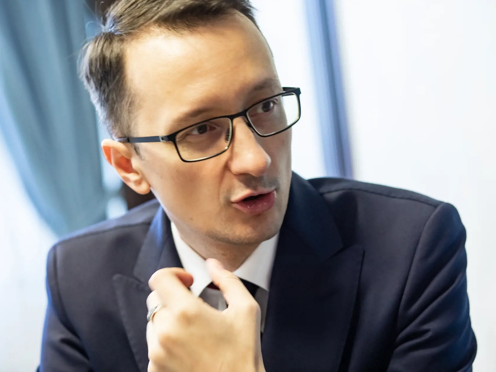 Tlačová konferencia knižného vydavateľstva Ikar. Na fotke: Jozef Karika