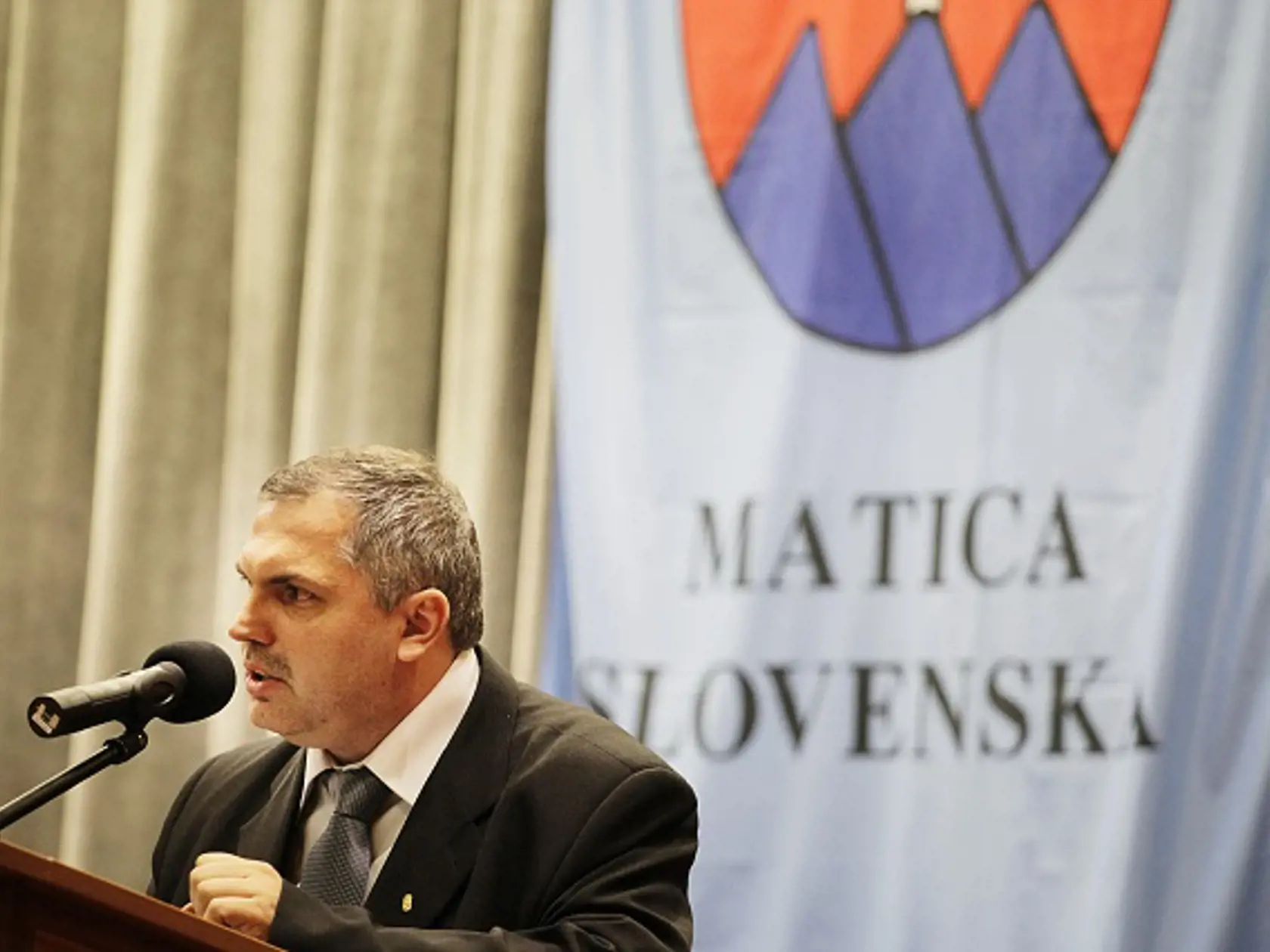 Kandidát Roman Michelko počas predstavovania kandidátov na predsedu Matice slovenskej.