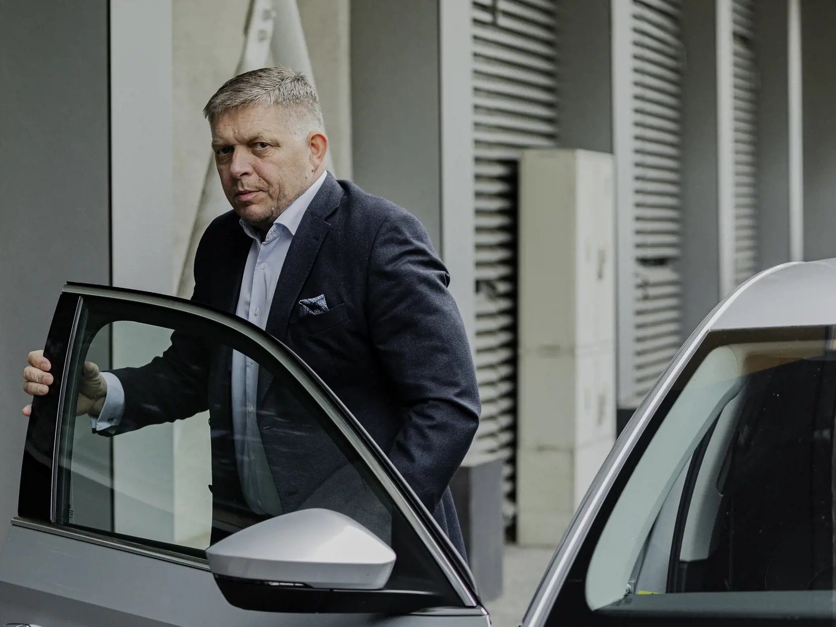 Fico vstal z popola ako Fénix. Podľa politológa za to môže viacero faktorov a skutočností.