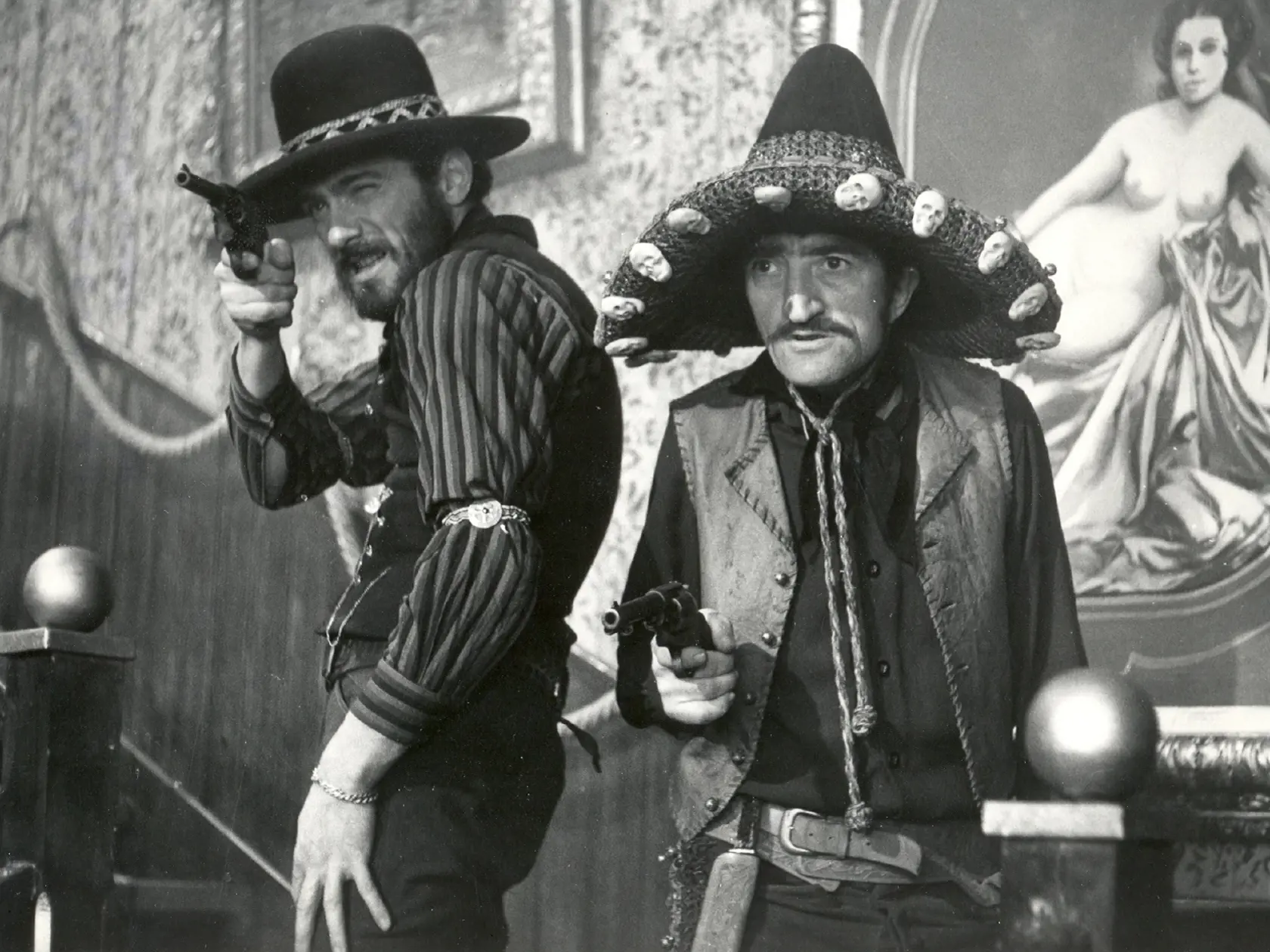 Waldemar Matuška a Karel Effa v legendárnom filme Limonádový Joe. Matuška dokázal zaujať aj ako herec.
