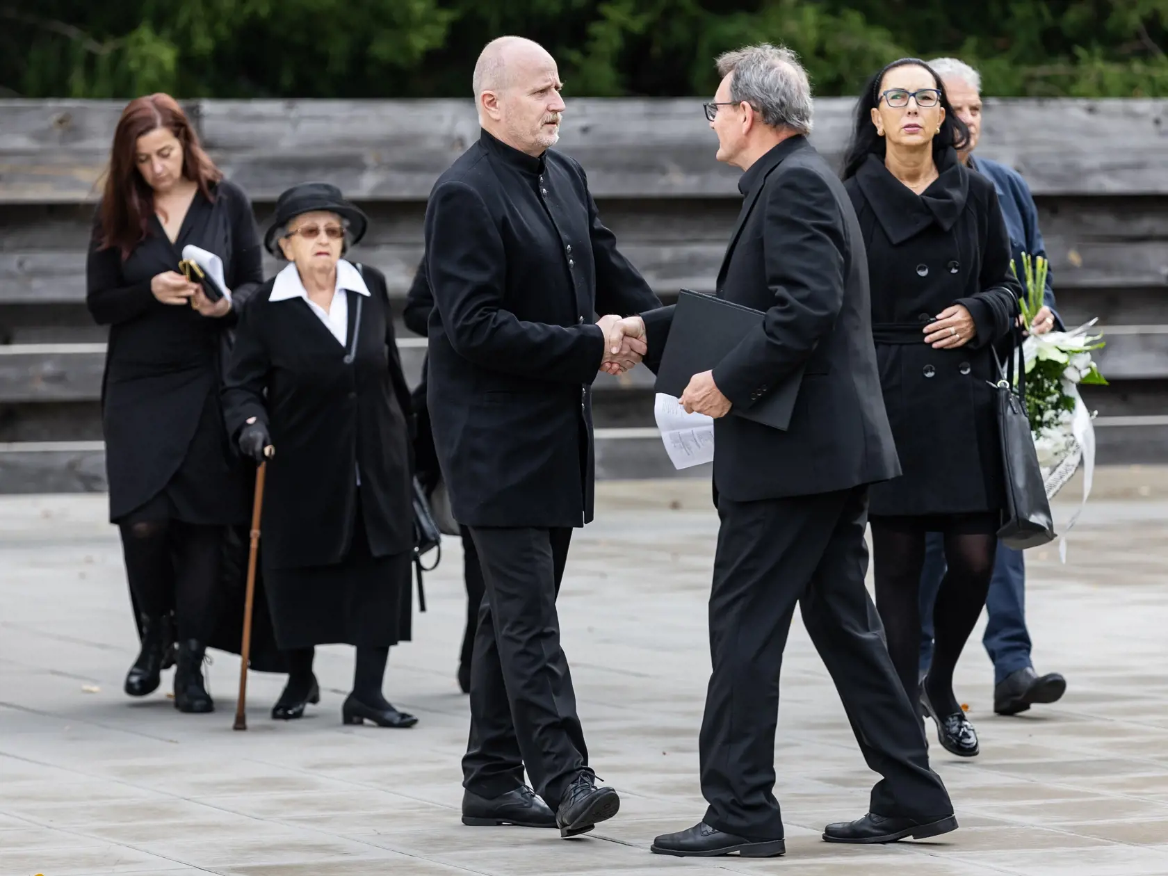 Posledná rozlúčka s herečkou Evou Rysovou v bratislavskom krematóriu.