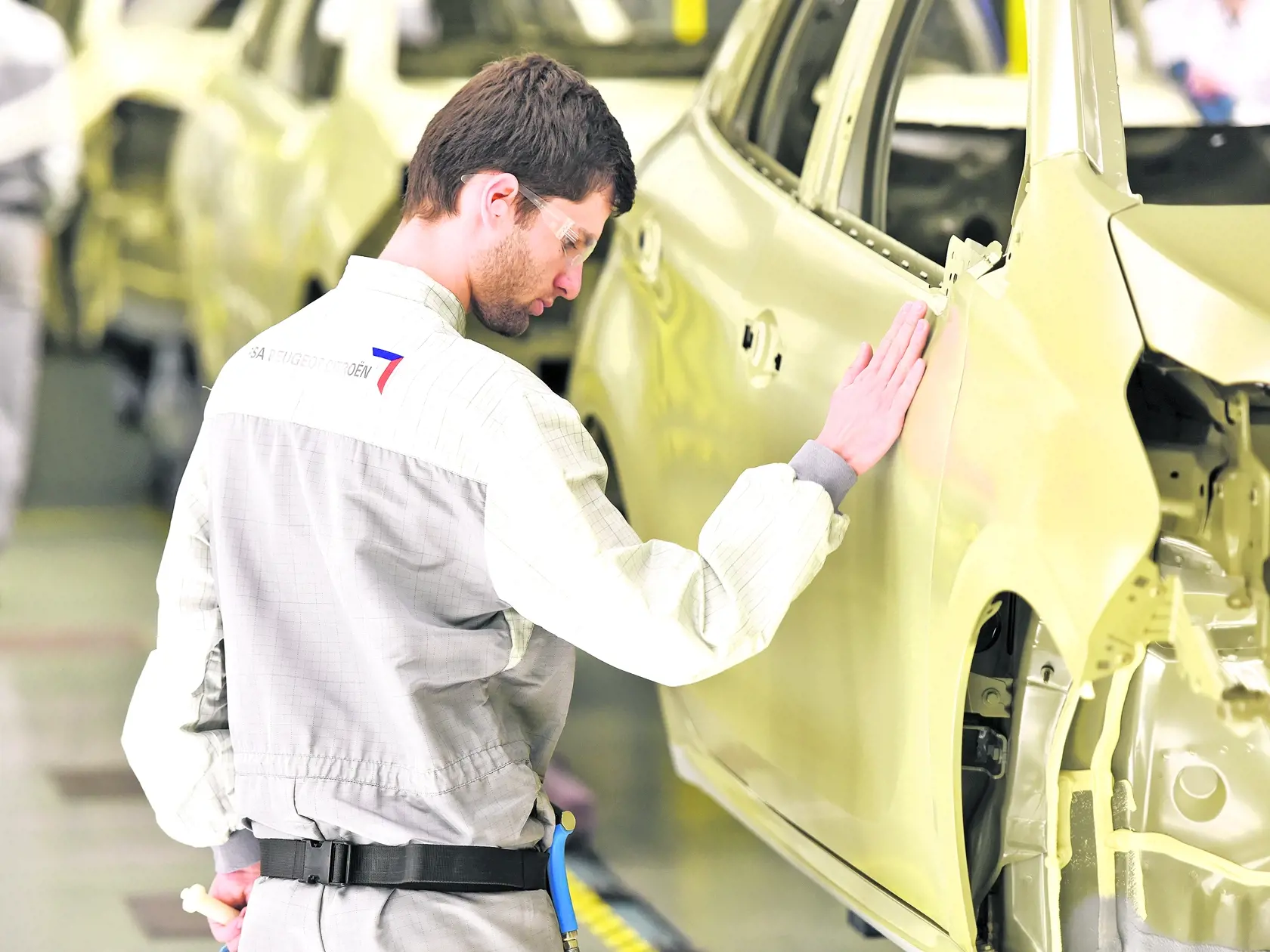 Zamestnanci automobiliek