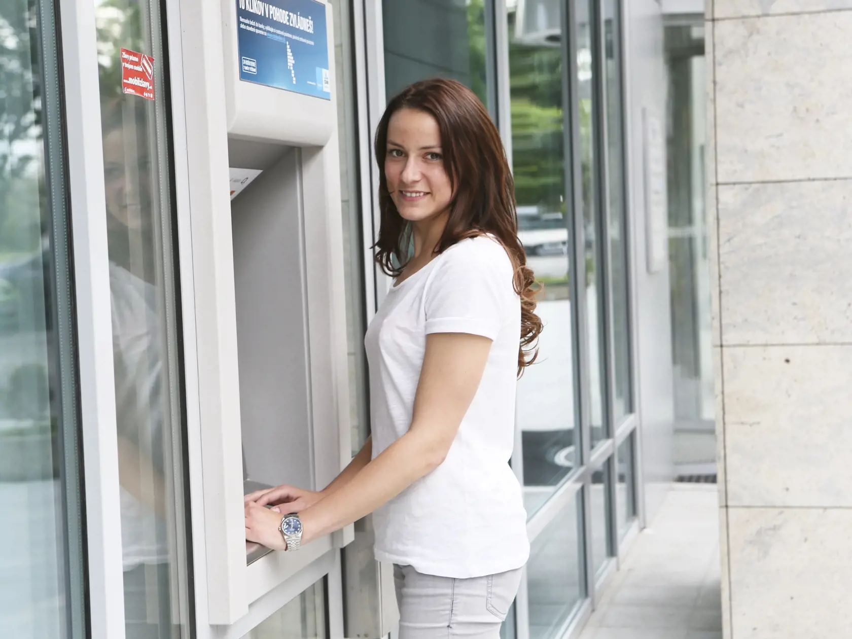Platobné karty vydané Sberbank platia naďalej.