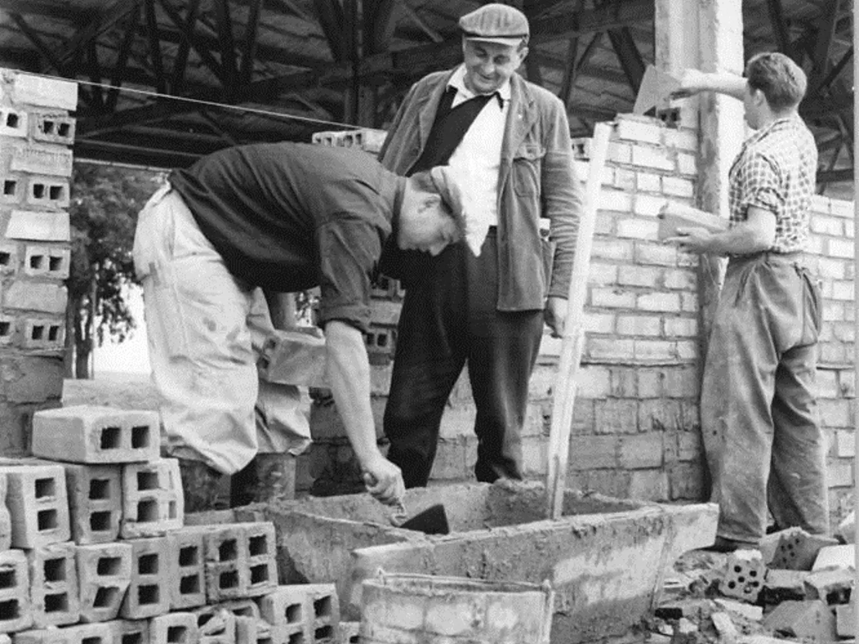 V obci Borské v okrese Skalica bolo veľmi rozšírené priezvisko Trubiroha. Na stránke obce v časti o remeslách z roku 1786 spomínajú vyučených murárov: Jána, Štefana a Jozefa Trubiroha-Zúbka a Antona Trubiroha-Malíka, krajčírskeho učňa Jána Trubiroha - Šňúra, obuvníka Ferdinanda Trubiroha-Plajzeka, kováča Teofila Trubiroha-Plajzeka. Jednotlivých Trubirohovcov rozlišovali prídomkami.