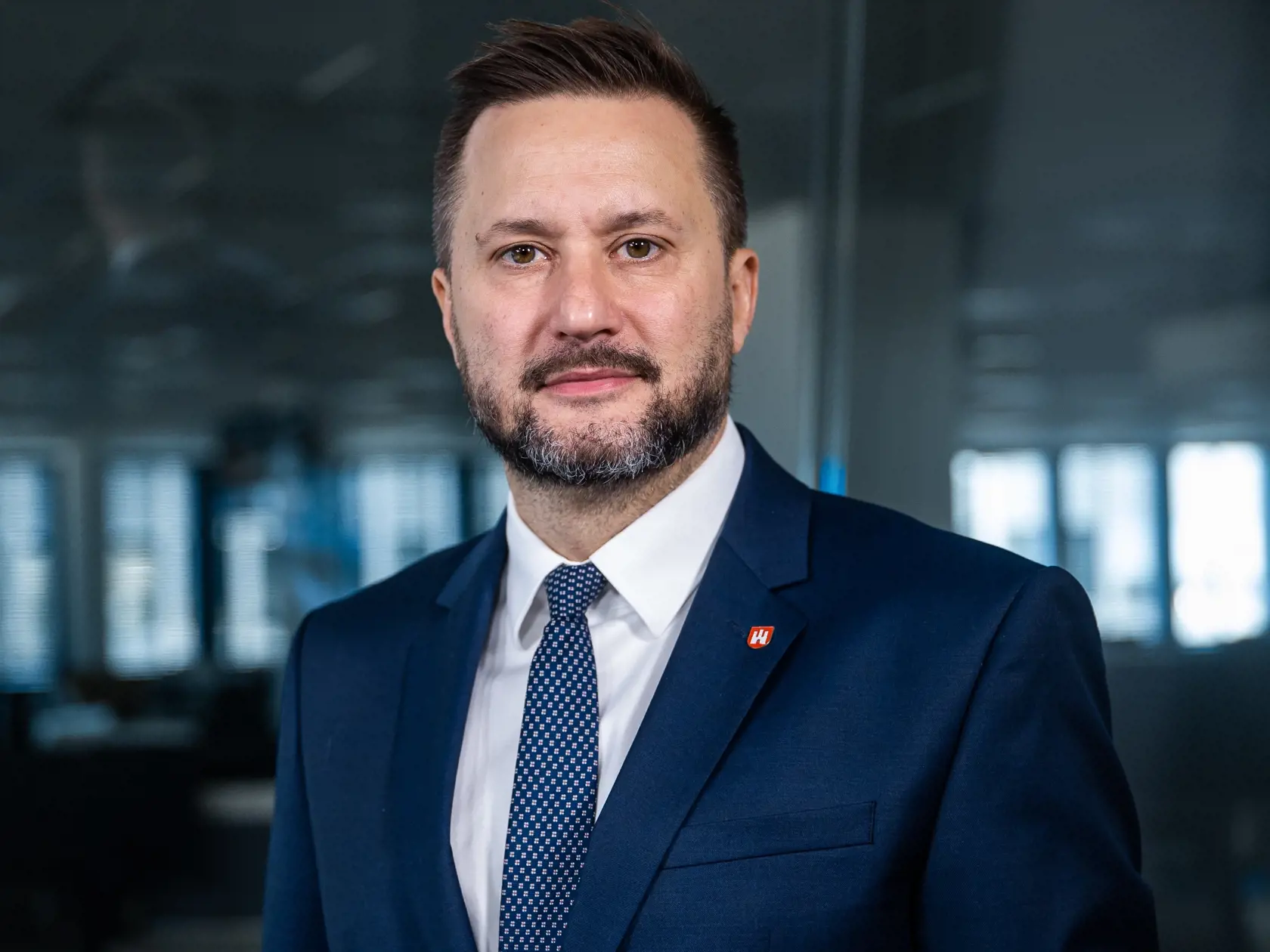 Diskusná relácia "Karty na stôl", ktorej hosťom bol Matúš Vallo.