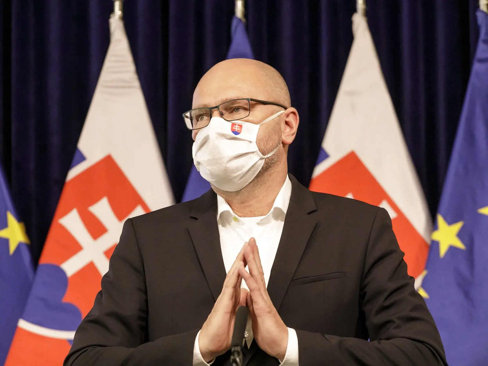 Na snímke je prvý podpredseda vlády a minister hospodárstva SR Richard Sulík počas tlačovej konferencie po 21. zasadnutí vlády.