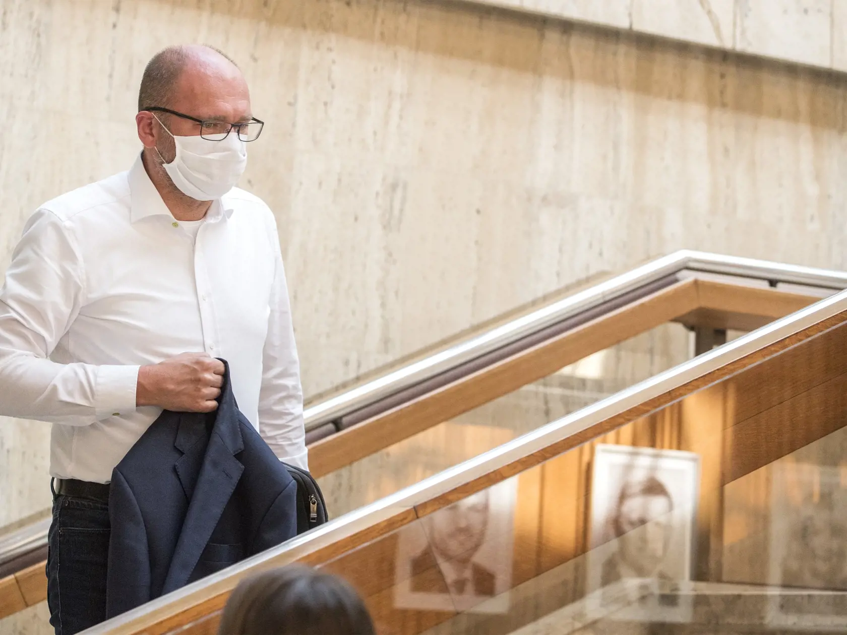 Na snímke minister hospodárstva SR Richard Sulík (SaS) prichádza narokovanie 20. schôdze vlády SR.