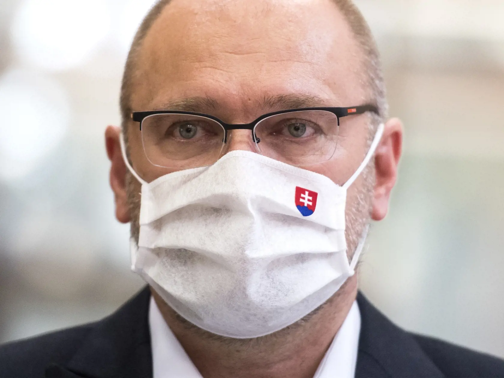 Na snímke je podpredseda vlády a minister hospodárstva SR Richard Sulík (SaS) počas brífingu s novinármi po skončení zasadnutia vlády SR.