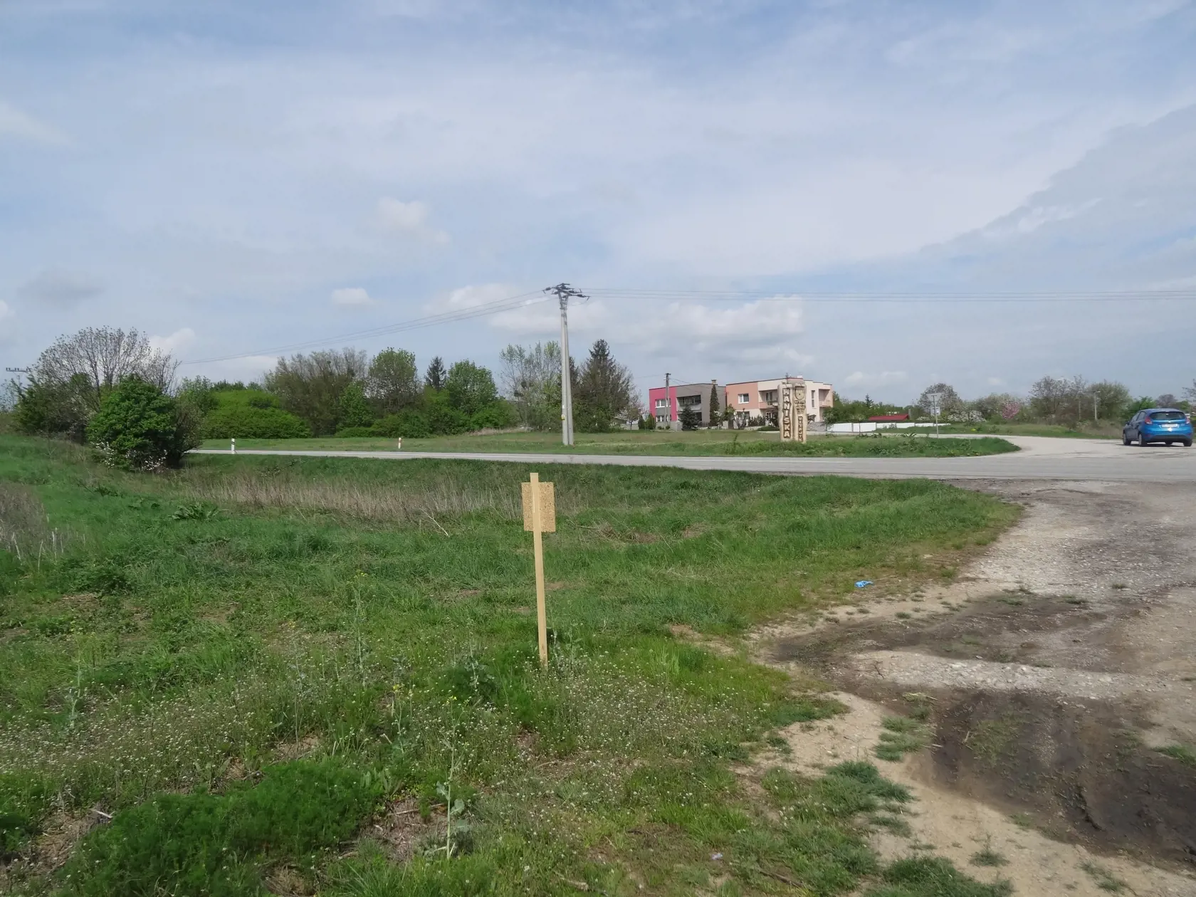 Pohľad na časť  územie, kde by sa mal rozprestierať nový priemyselný park.