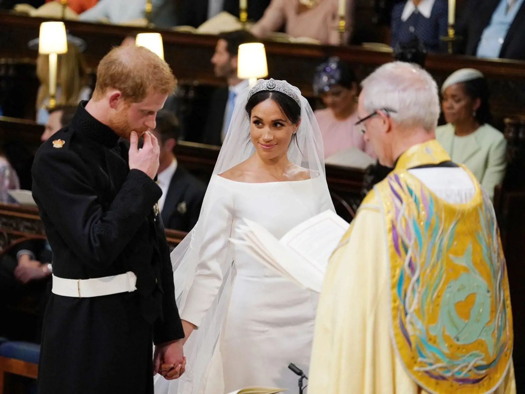 Svadbou s princom získala herečka Meghan Markle titul vojvodkyňa.