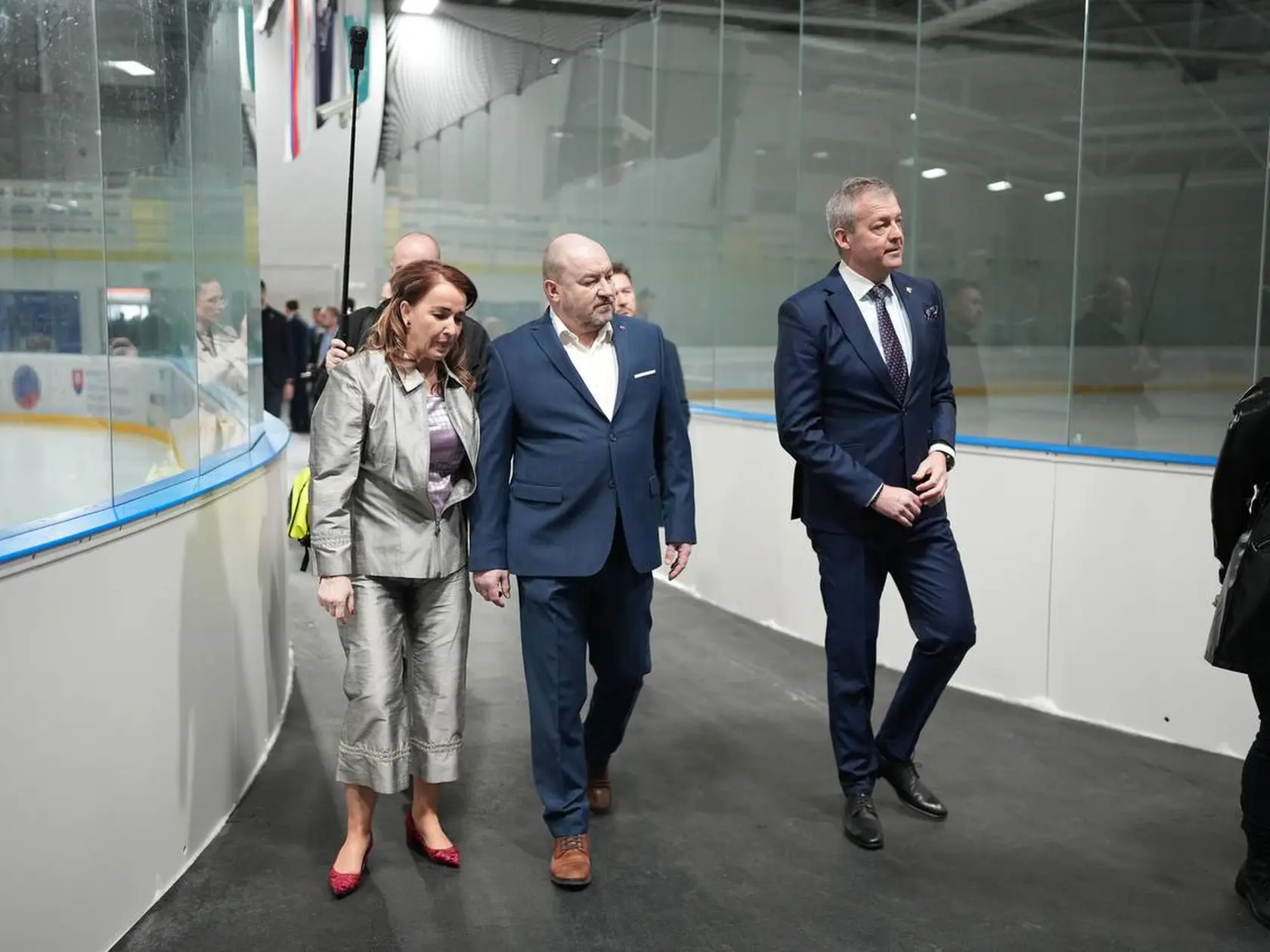 Minister športu otvoril 6. apríla 2025 Regionálnu hokejovú akadémiu v Trenčíne. Podujatia sa zúčastnili zástupcovia regiónu na čele so županom Trenčianskeho samosprávného kraja Jaroslavom Baškom (Smer)  a prišla aj bývalá hviezda NHL Miroslav Šatan a samozrejme i aktívni športovci.