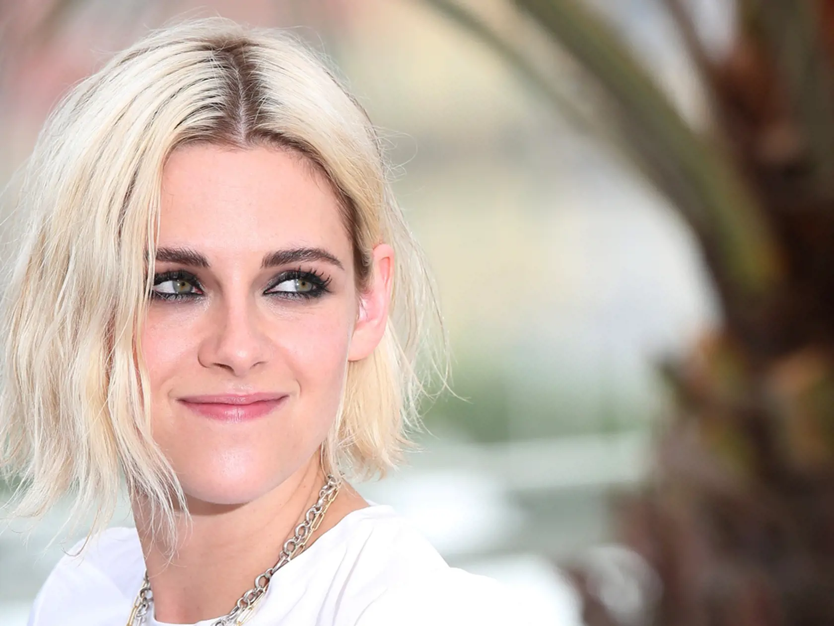 Kristen,Stewart,Attends,Cafe,Society,Photocall,During,The,69th,Cannes
