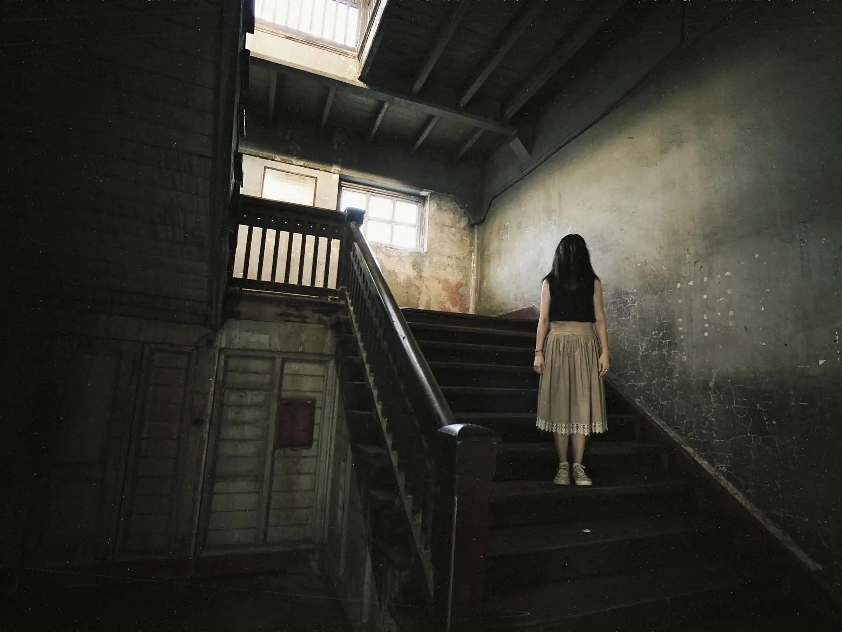 Ghost,In,Haunted,House,,Mysterious,Woman,,Horror,Scene,Of,Scary