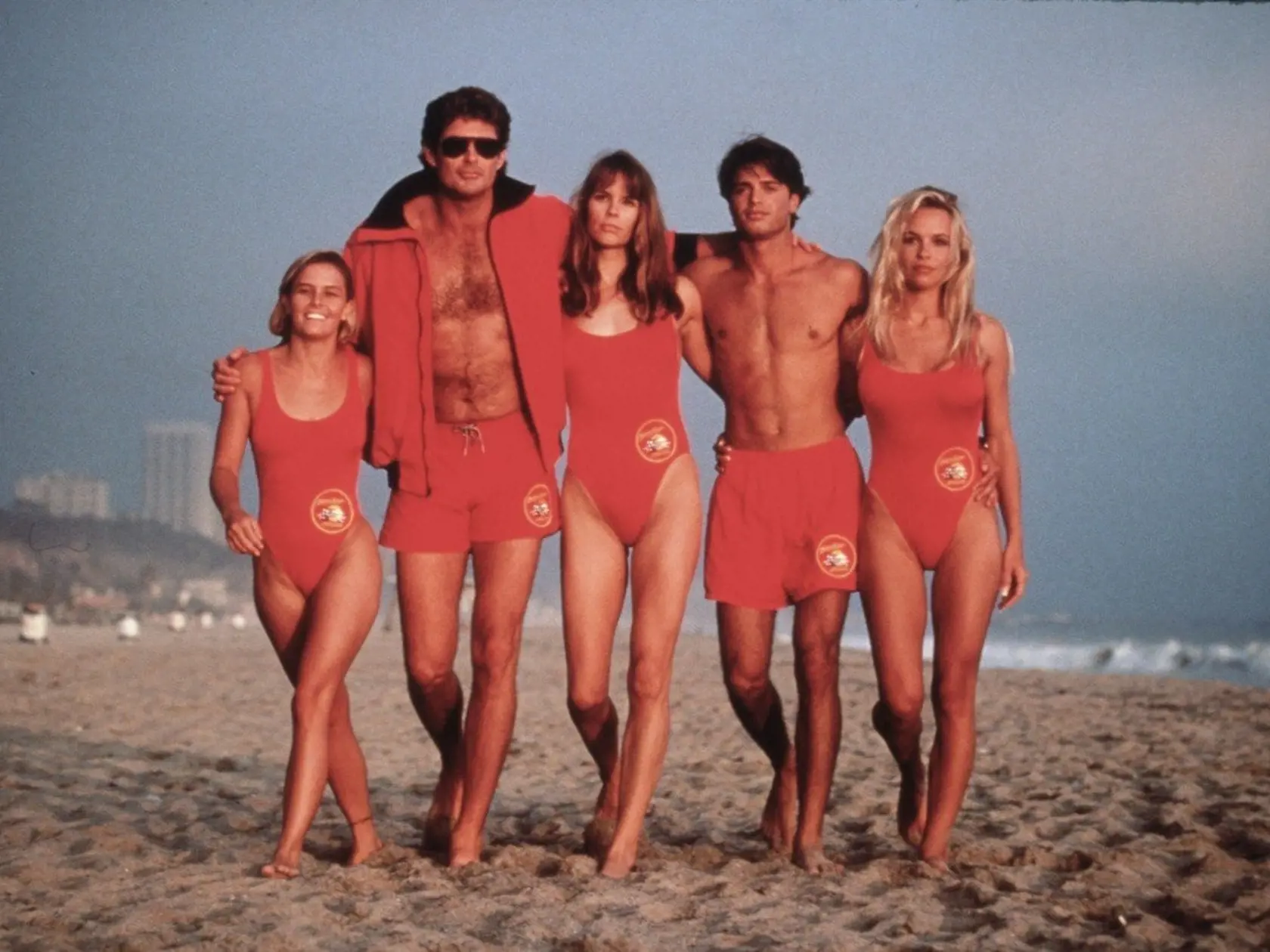 Hviezdy seriálu Baywatch v ich najväčšej sláve.