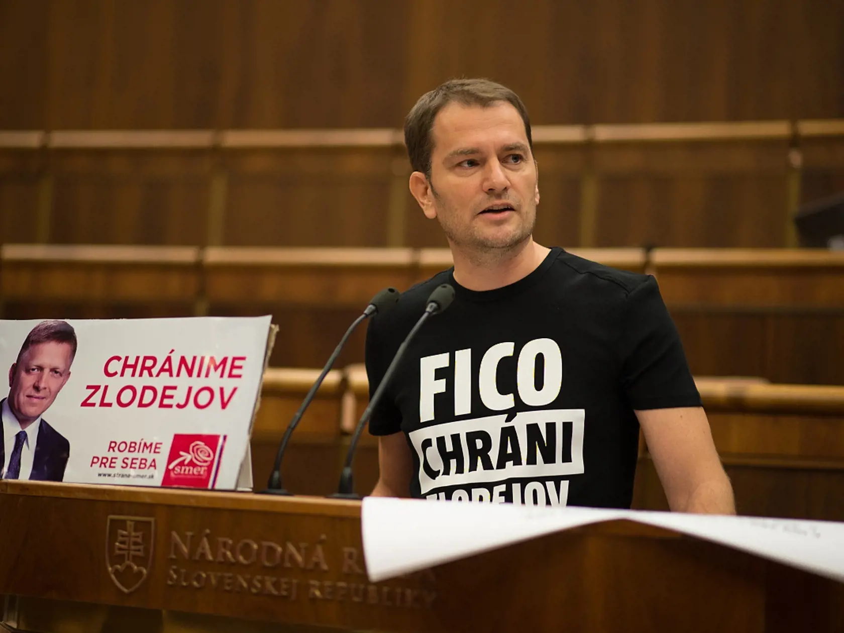 Pellegrinimu nepriamo pripomenul jeho spoluprácu so Smerom