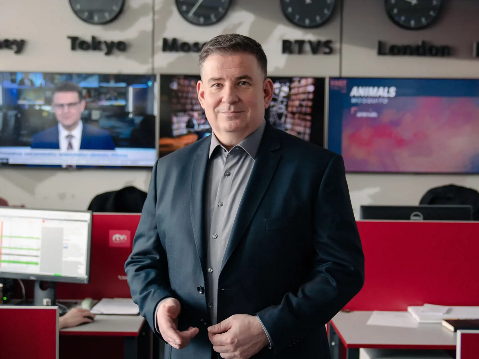 ,,Možností bolo viacero. Budeme vytvárať novú reláciu, zaradím sa do rozbehnutej relácie, bude to spravodajstvo, bude to publicistika?”
