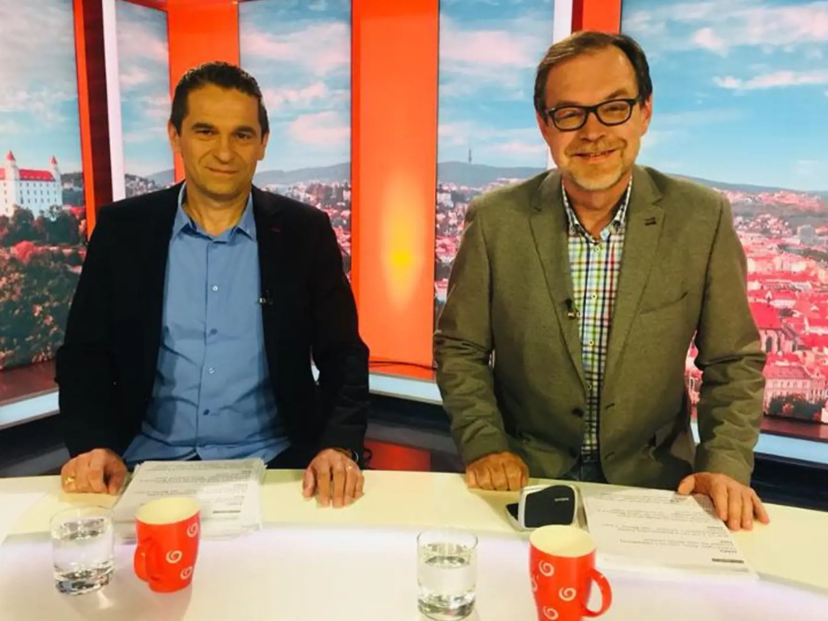 Ján Mečiar a Ivan Janda v Ranných novinách. 
