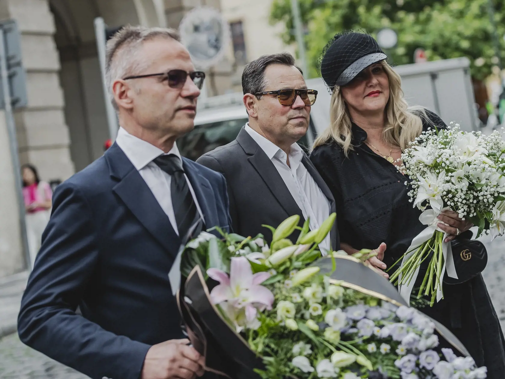 V pražskom kostole svatého Tomáše na Malé Straně sa konala súkromná zádušná omša za zosnulú česká speváčku Hanu Zagorovú. Zúčastnili sa jej členovia rodiny, najbližsí priatelia a kolegovia. Na snímke Vendula Pizingerová, Pavel Vítek a Janis Sidovský.