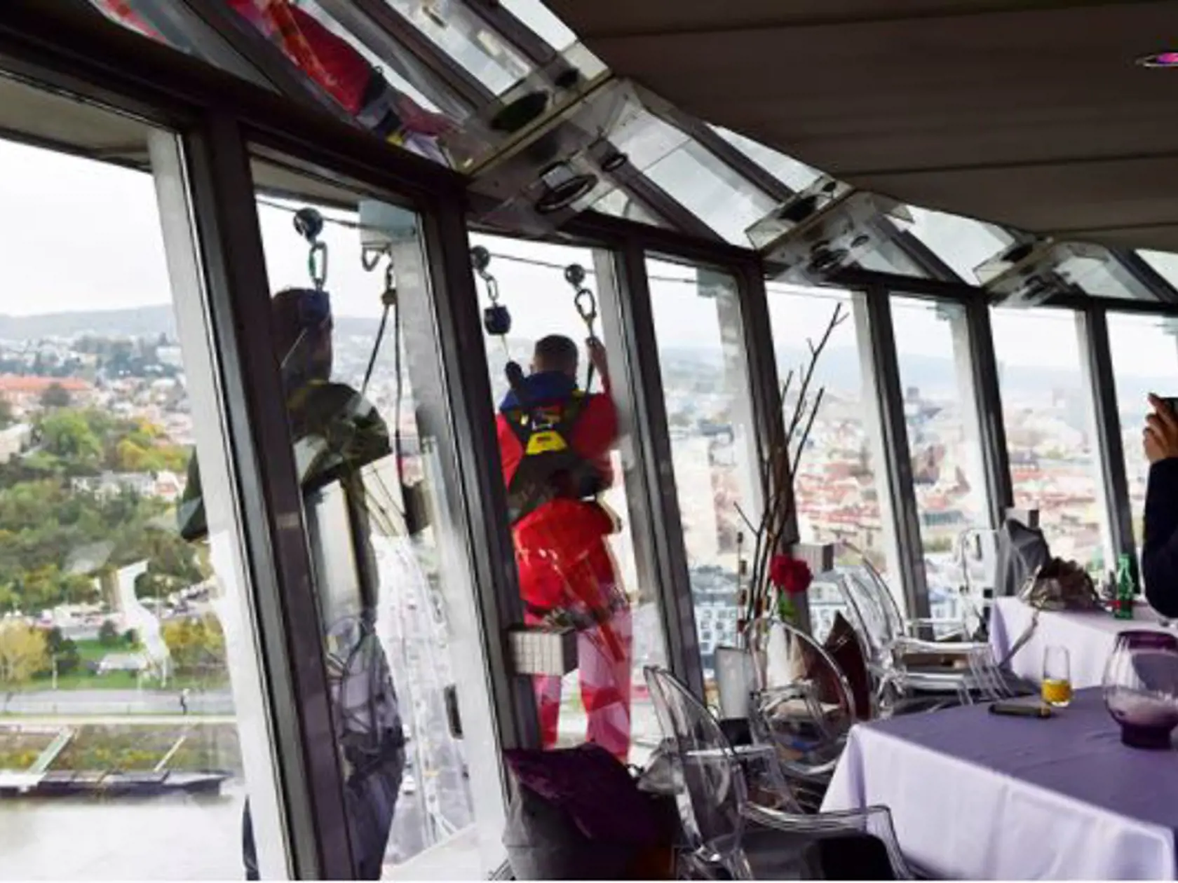 Skywalk ponúka skutočný adrenalínový zážitok.